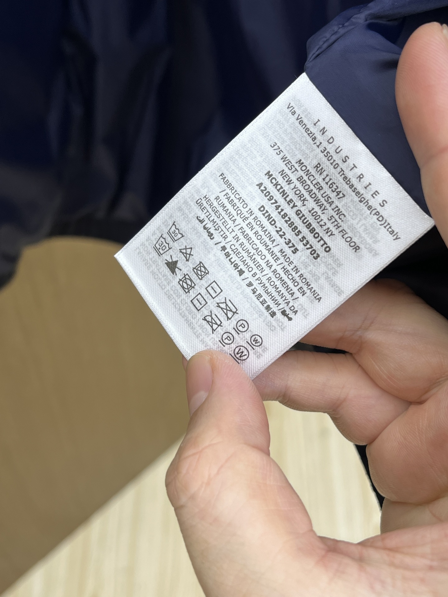 秋冬 Mon 🔥秋冬上新Moner奔驰联名款立领夹克 进口面料 定制五金 fjj细节满满 简约时尚 适配