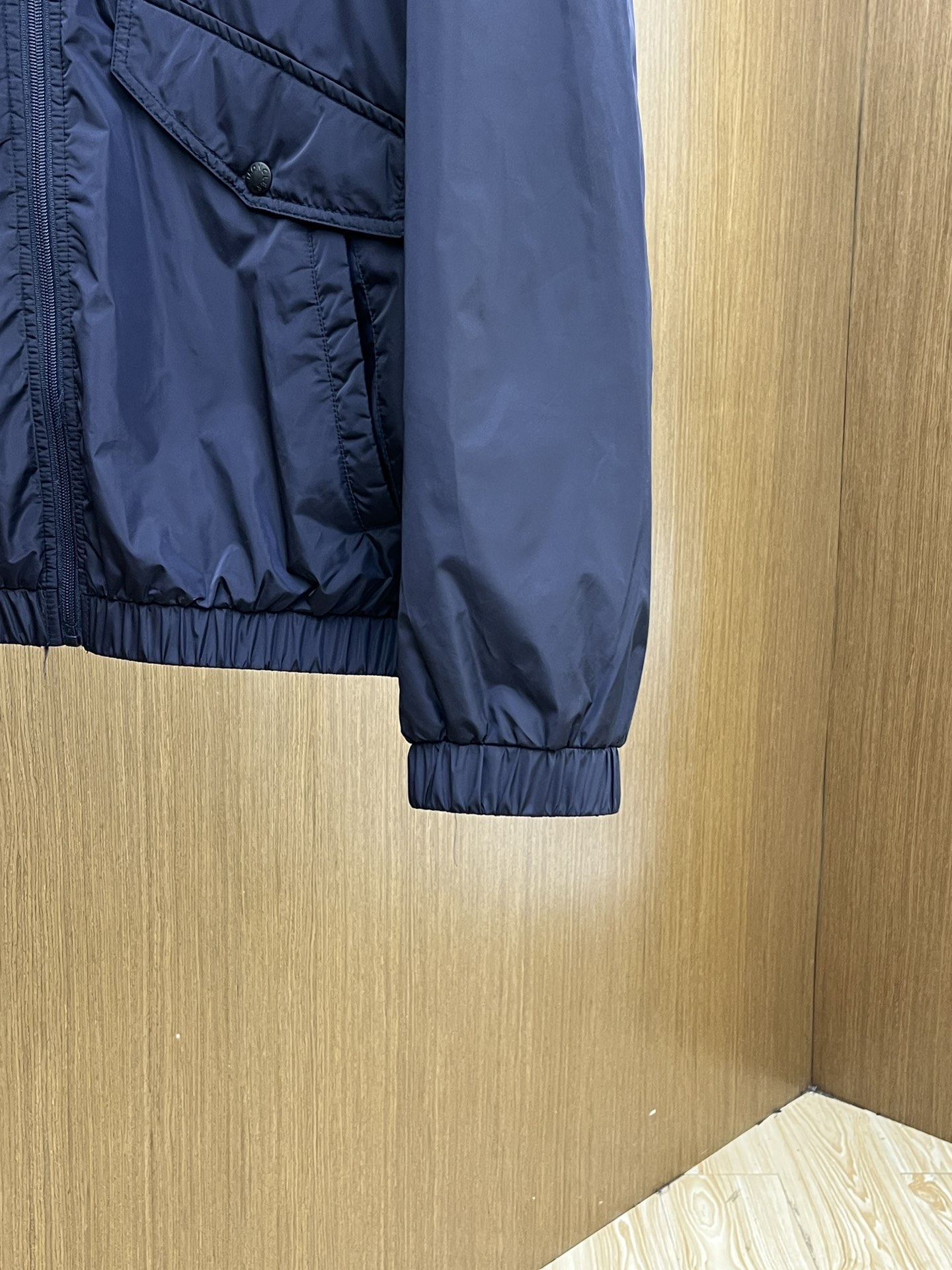 秋冬 Mon 🔥秋冬上新Moner奔驰联名款立领夹克 进口面料 定制五金 fjj细节满满 简约时尚 适配