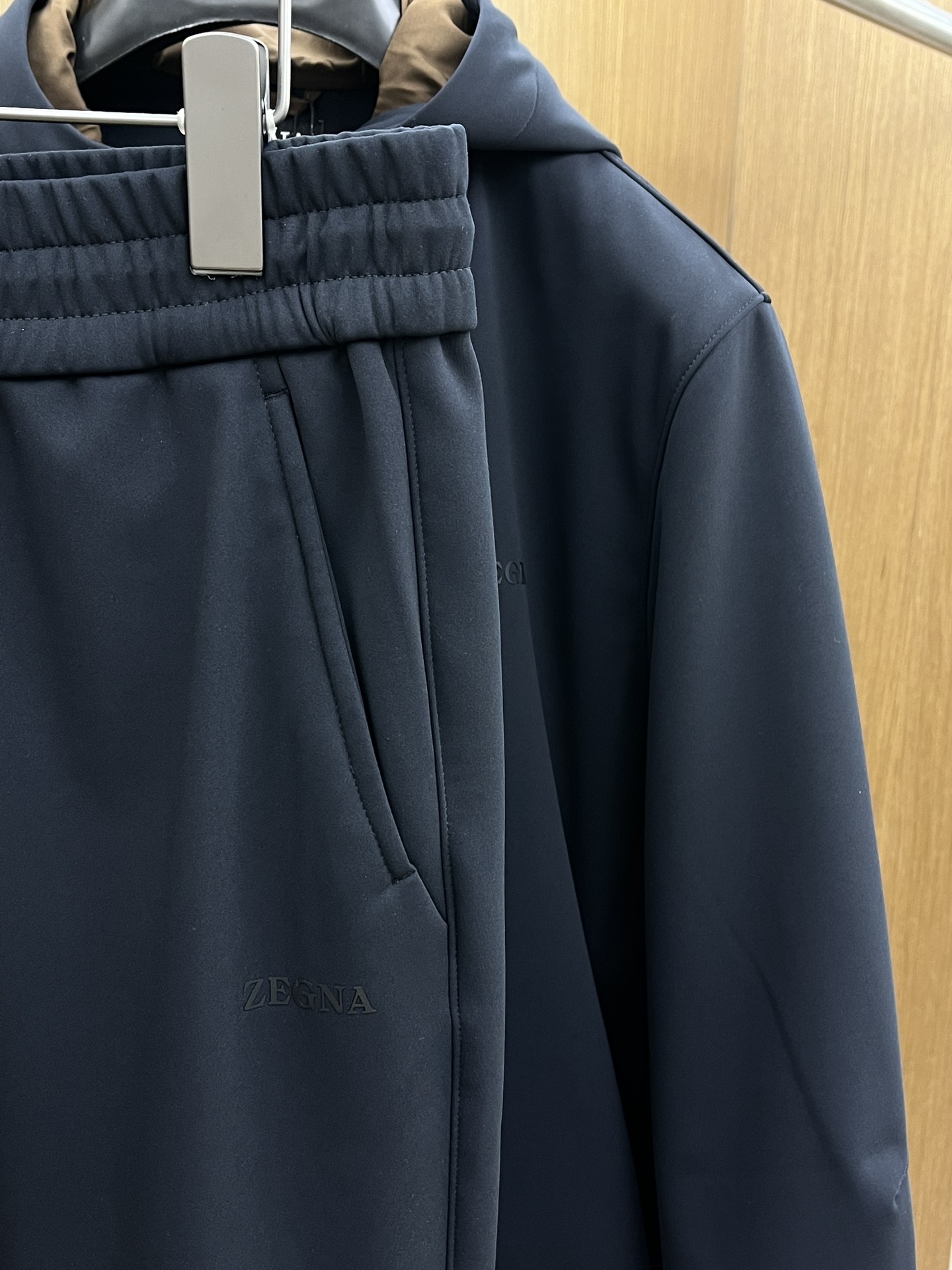 秋冬 ZZ 🔥官网独家专供秋冬新款卫裤 透气舒适休闲！高级感满满！细节精致高档，保暖舒适 内里加绒保暖设