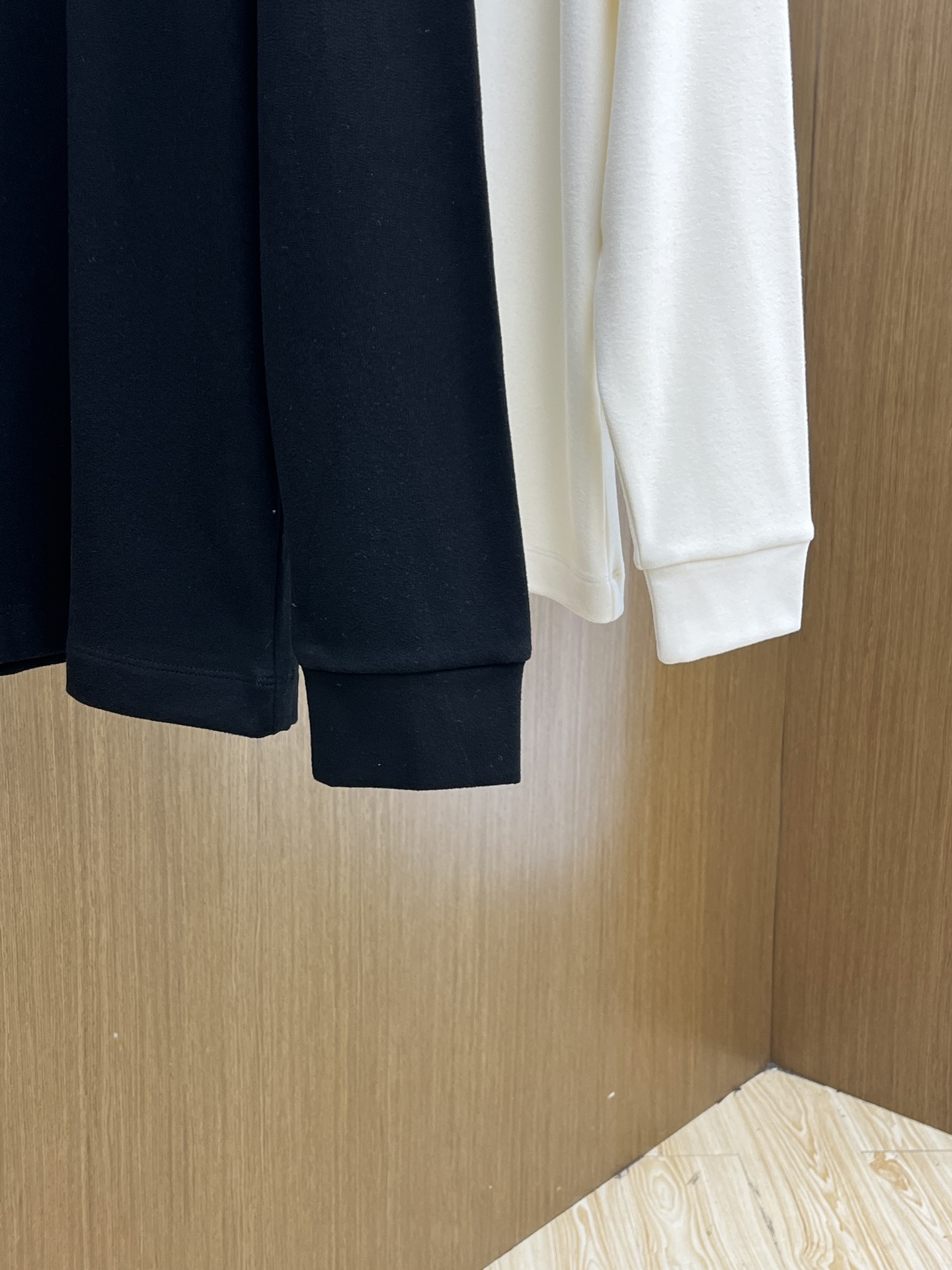 秋冬 BC 🔥官网秋冬BC长袖 选用羊绒平纹 面料细腻柔软上身舒适 fjj简约时尚 适配商务、休闲等多种