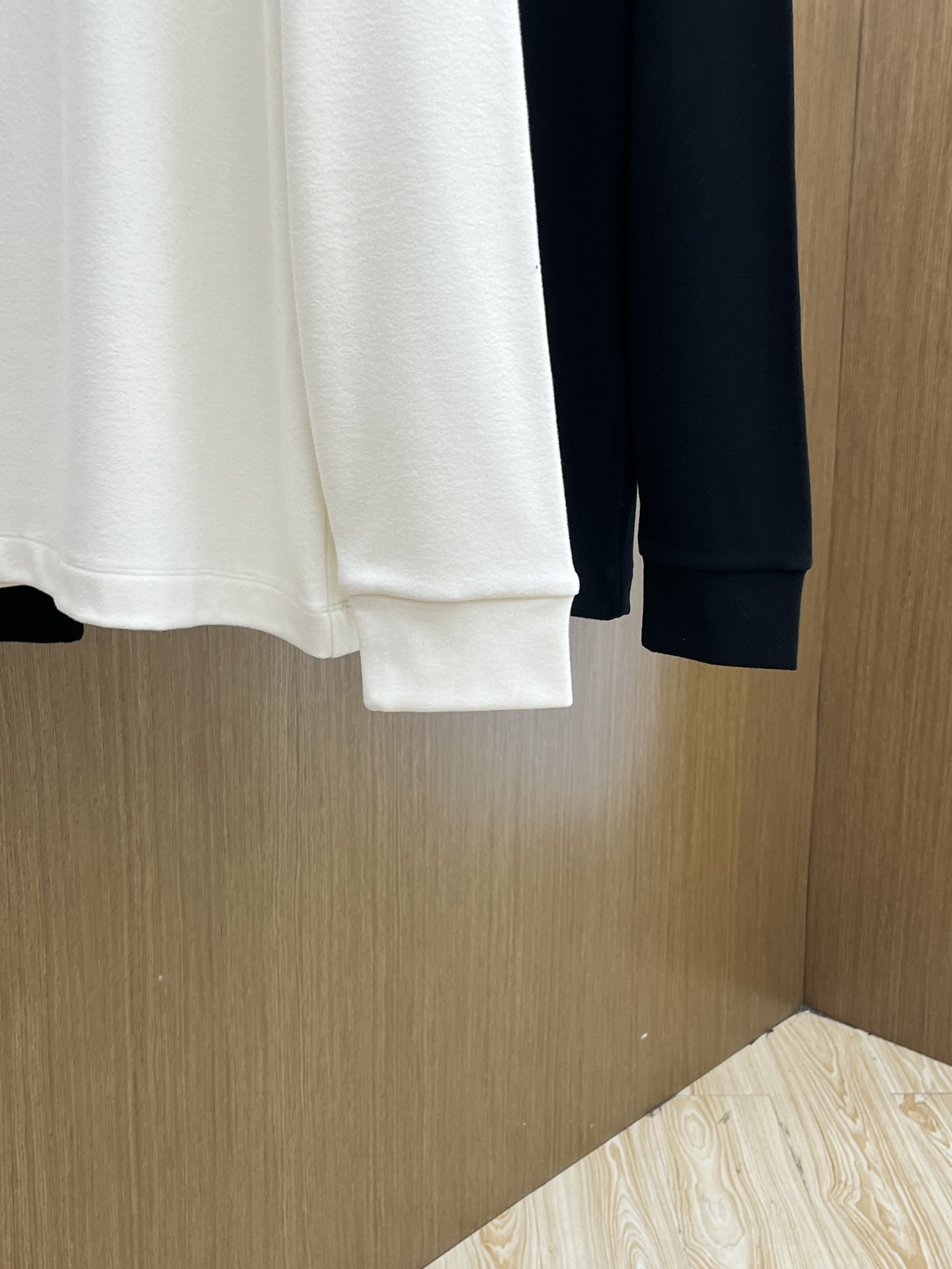 秋冬 BC 🔥官网秋冬BC长袖 选用羊绒平纹 面料细腻柔软上身舒适 fjj简约时尚 适配商务、休闲等多种