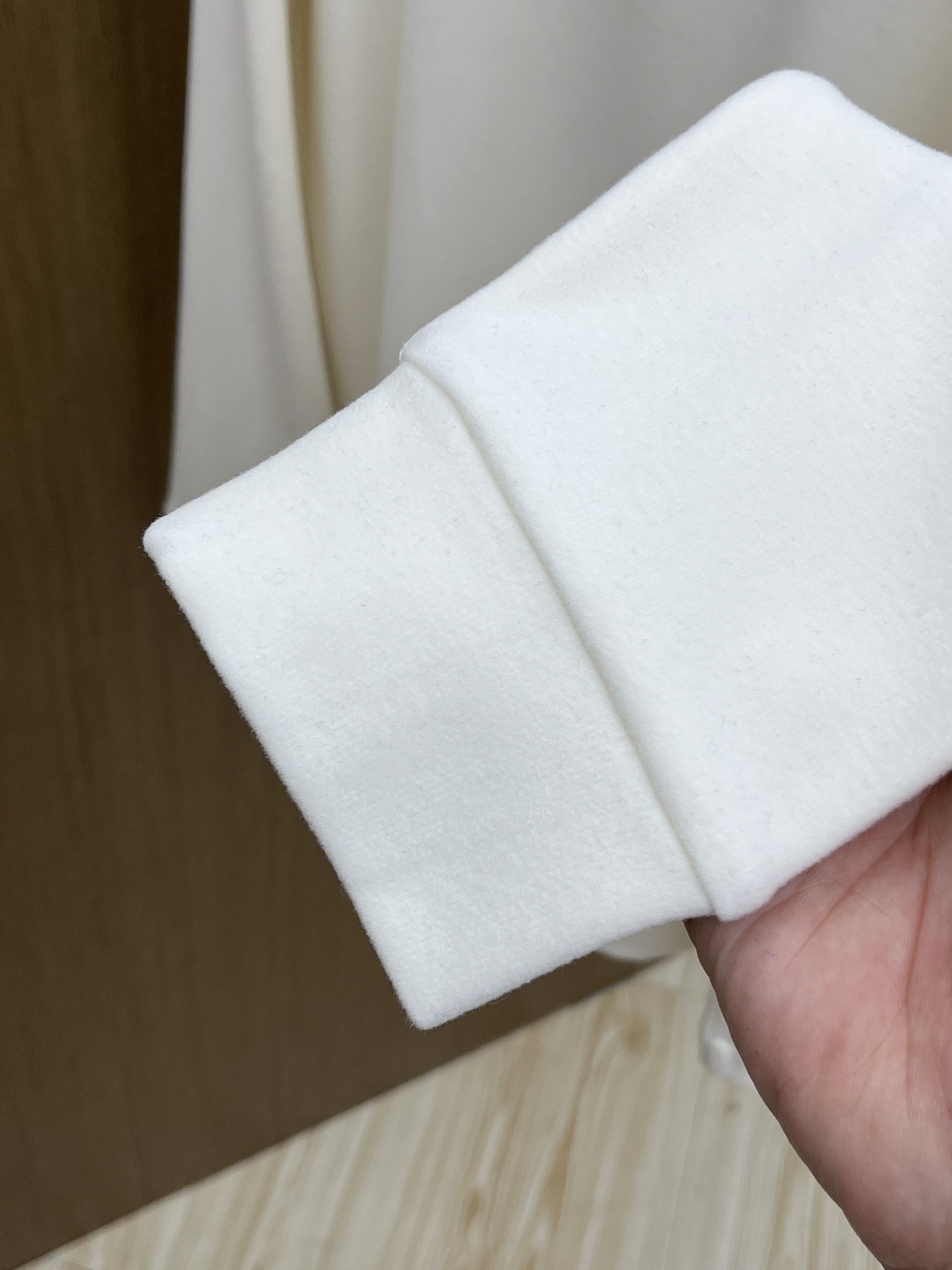 秋冬 BC 🔥官网秋冬BC长袖 选用羊绒平纹 面料细腻柔软上身舒适 fjj简约时尚 适配商务、休闲等多种