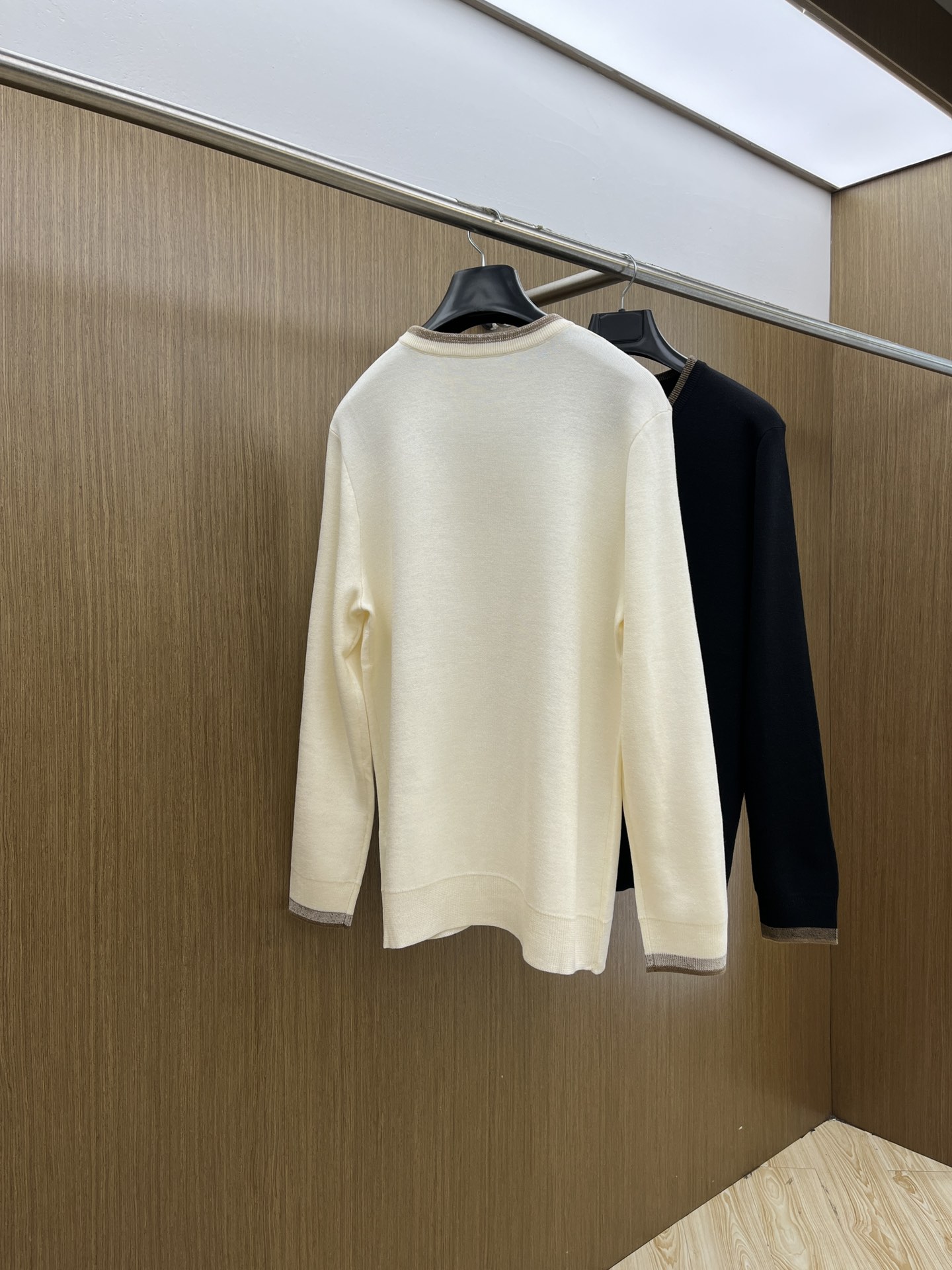 秋冬 Zz🔥官网秋冬Zegna羊毛针织衫 精致羊毛针织工艺 所有细节做工完美简约时尚 适配商务、fjj休