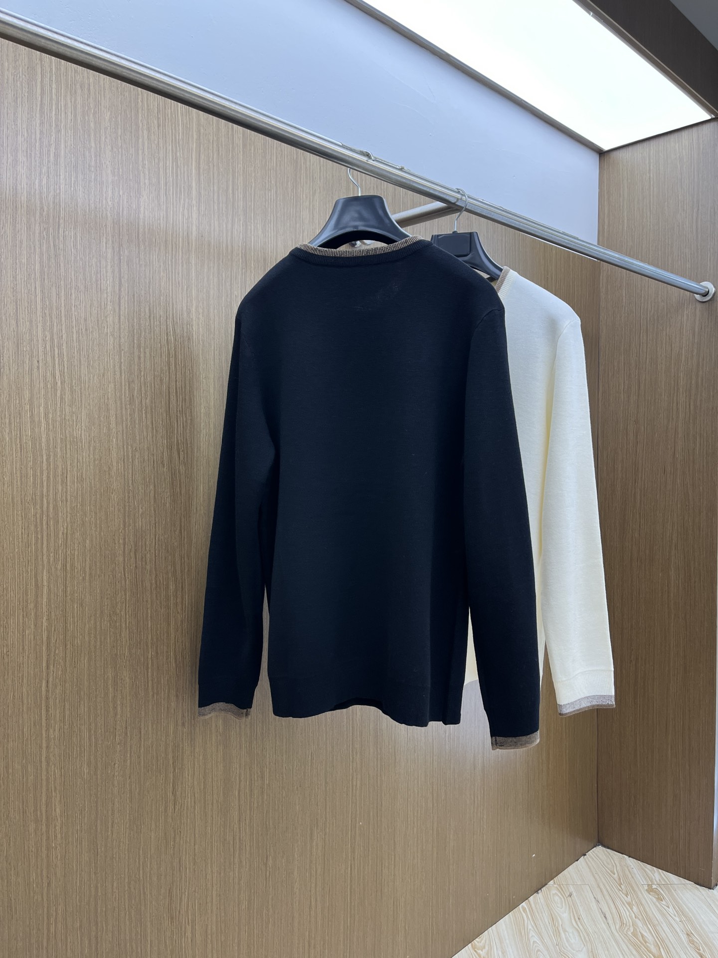 秋冬 Zz🔥官网秋冬Zegna羊毛针织衫 精致羊毛针织工艺 所有细节做工完美简约时尚 适配商务、fjj休