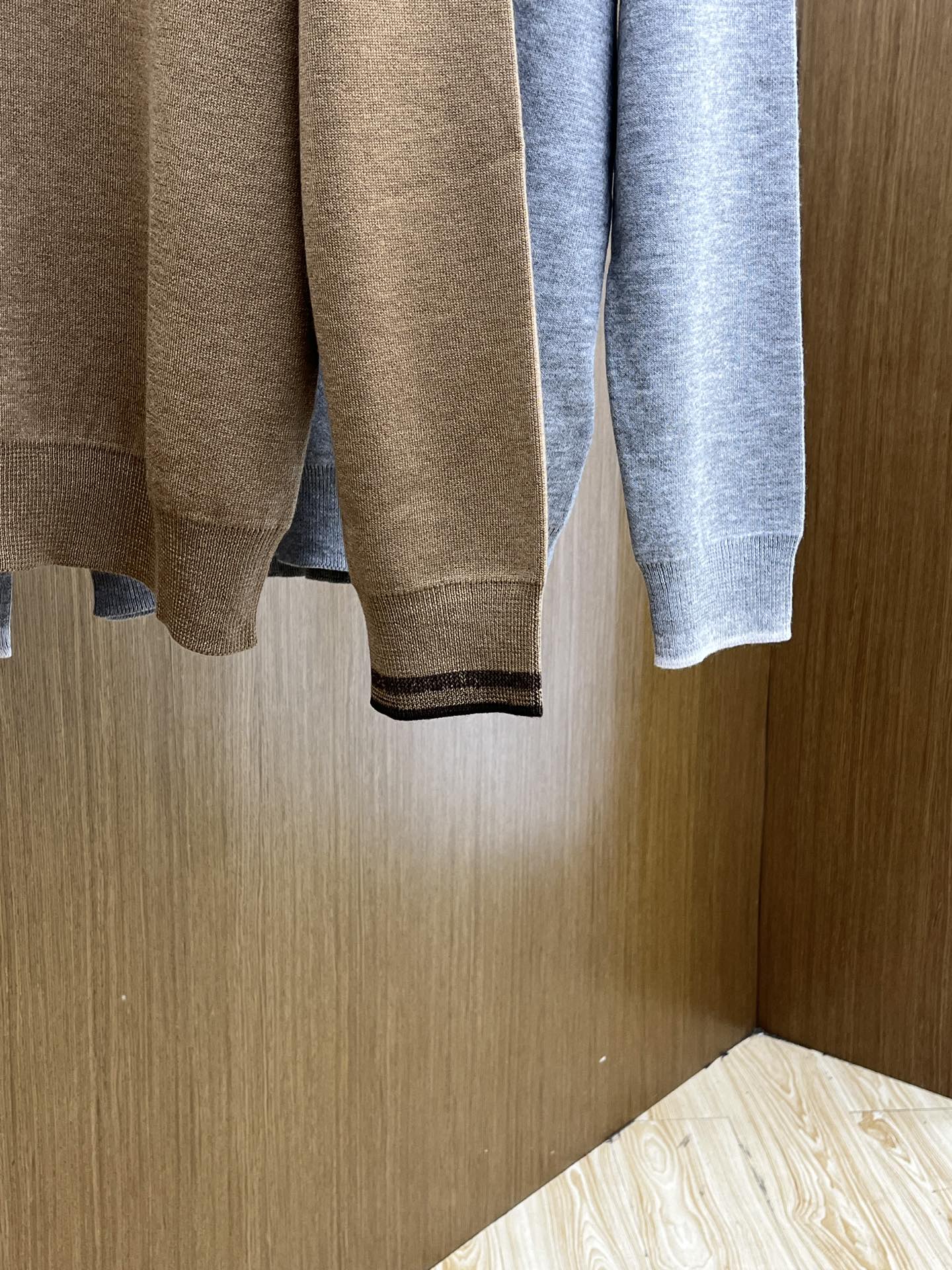 秋冬 Zz🔥官网秋冬Zegna羊毛针织衫 精致羊毛针织工艺 所有细节做工完美简约时尚 适配商务、fjj休