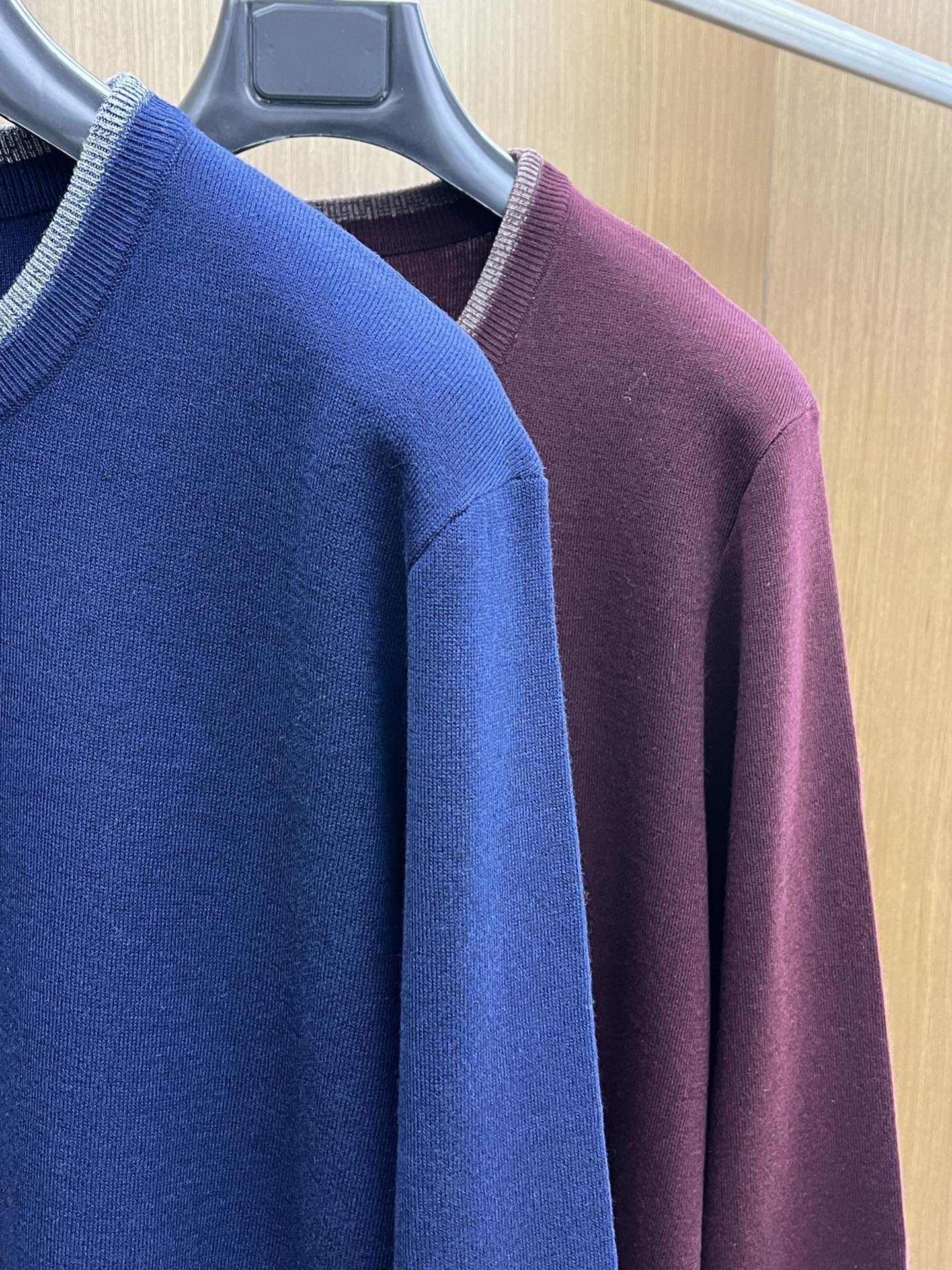 秋冬 Zz🔥官网秋冬Zegna羊毛针织衫 精致羊毛针织工艺 所有细节做工完美简约时尚 适配商务、fjj休