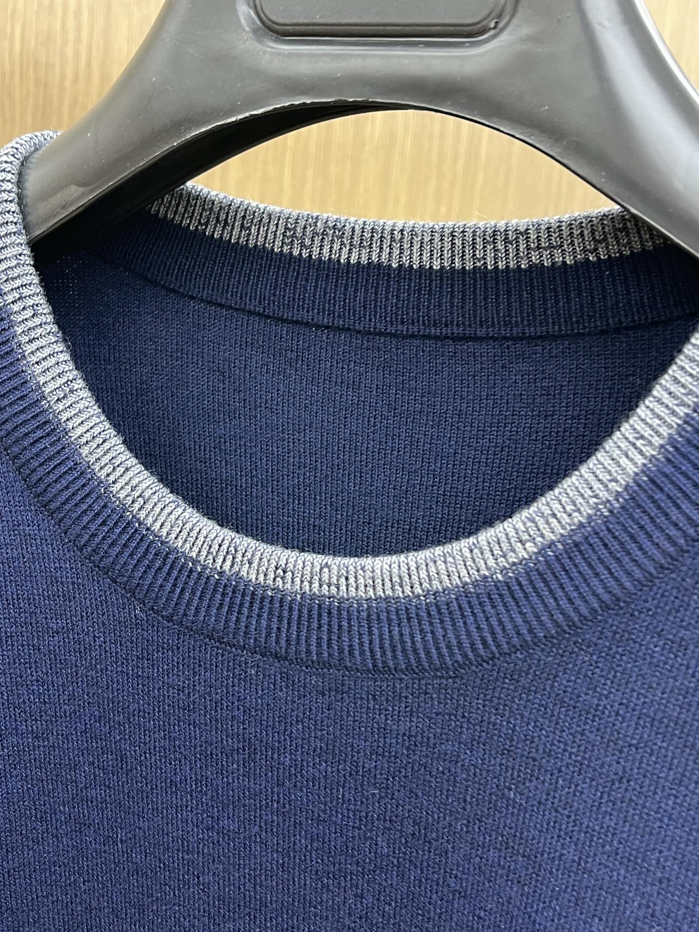 秋冬 Zz🔥官网秋冬Zegna羊毛针织衫 精致羊毛针织工艺 所有细节做工完美简约时尚 适配商务、fjj休