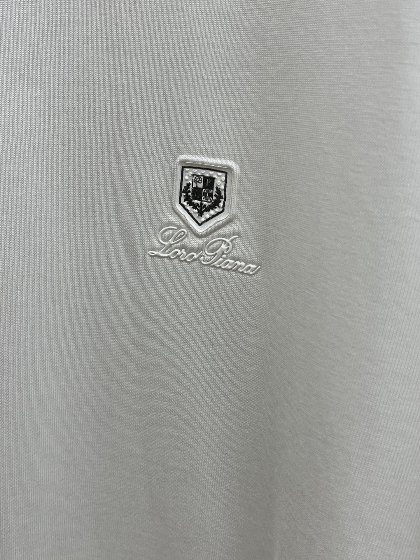 秋冬 lP🆕 🔥🔥s秋冬新品长袖T恤 、圆领独家定制丝光棉棉面料，明星最爱时装味休闲简单大方 品牌log