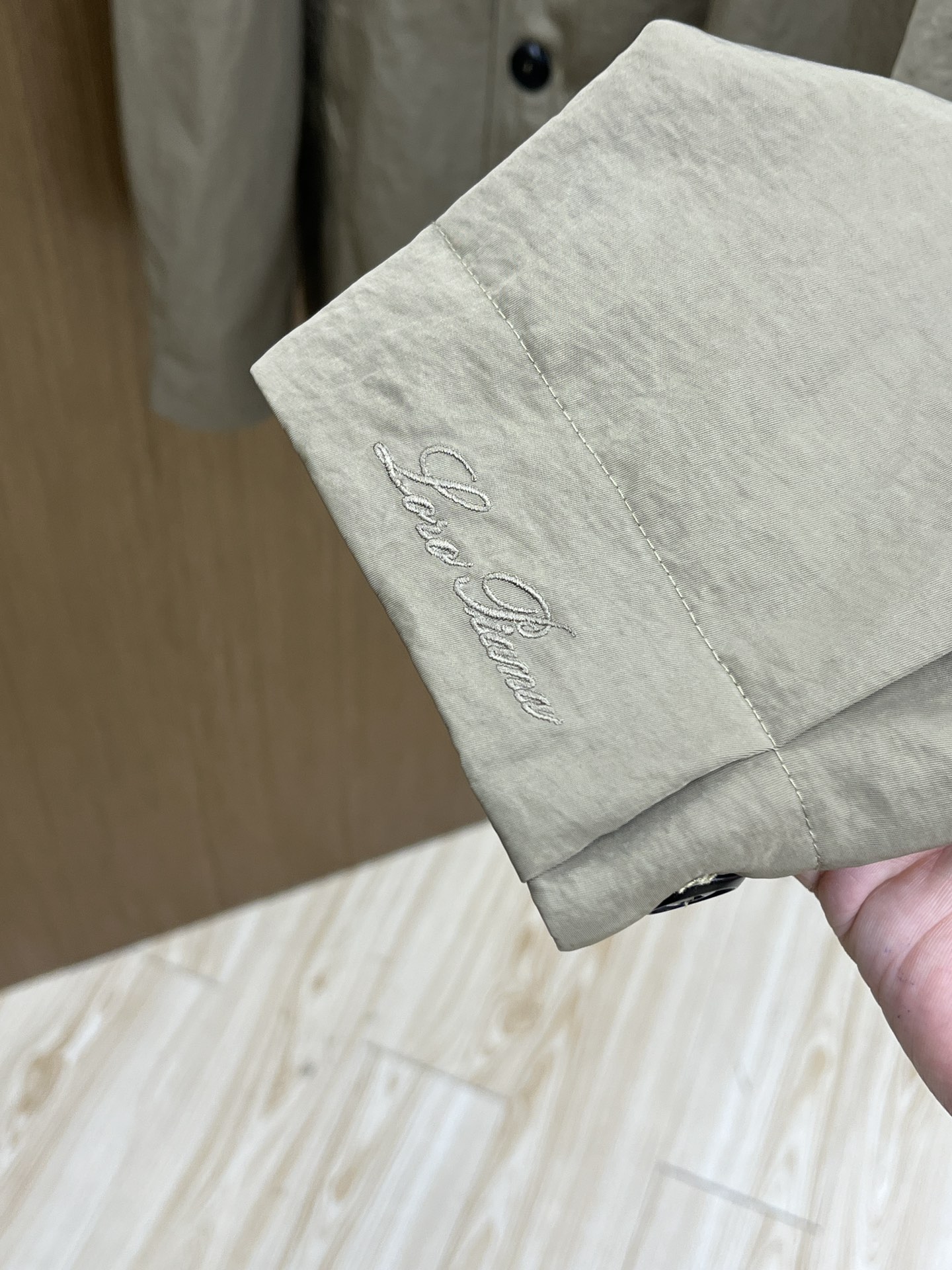 秋冬 lP🆕 🔥🔥ss早秋新款发布 lP🆕连帽夹克外套，秋季爆款夹棉夹克，字母logo刺绣款穿上就是舒适