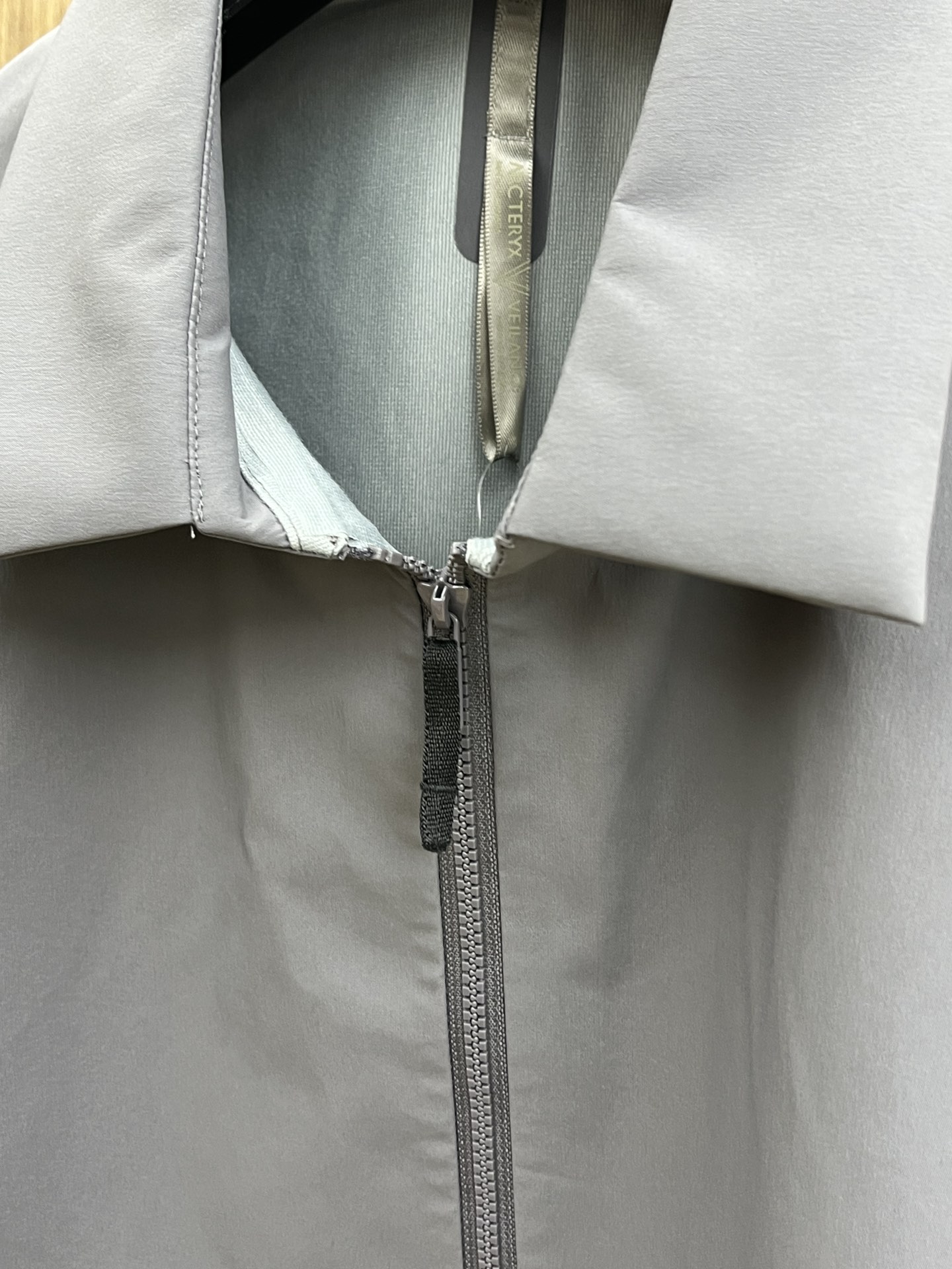 秋冬 ARC 🔥官网同款独家专供最新时尚秋冬夹克 经典设计感与颜值爆棚的外套，品质更是无法挑剔品控可以直