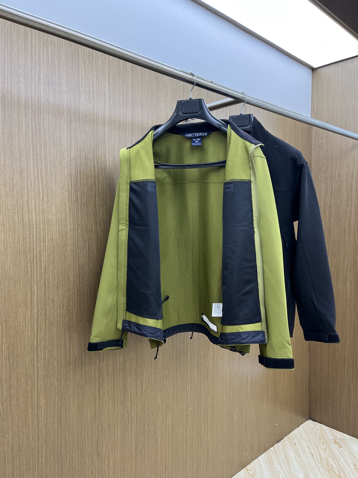 秋冬 Arc 🔥官网同款💥独家专供最新时尚秋冬夹克 经典设计感与颜值爆棚的外套，品质更是无法挑剔品控可以