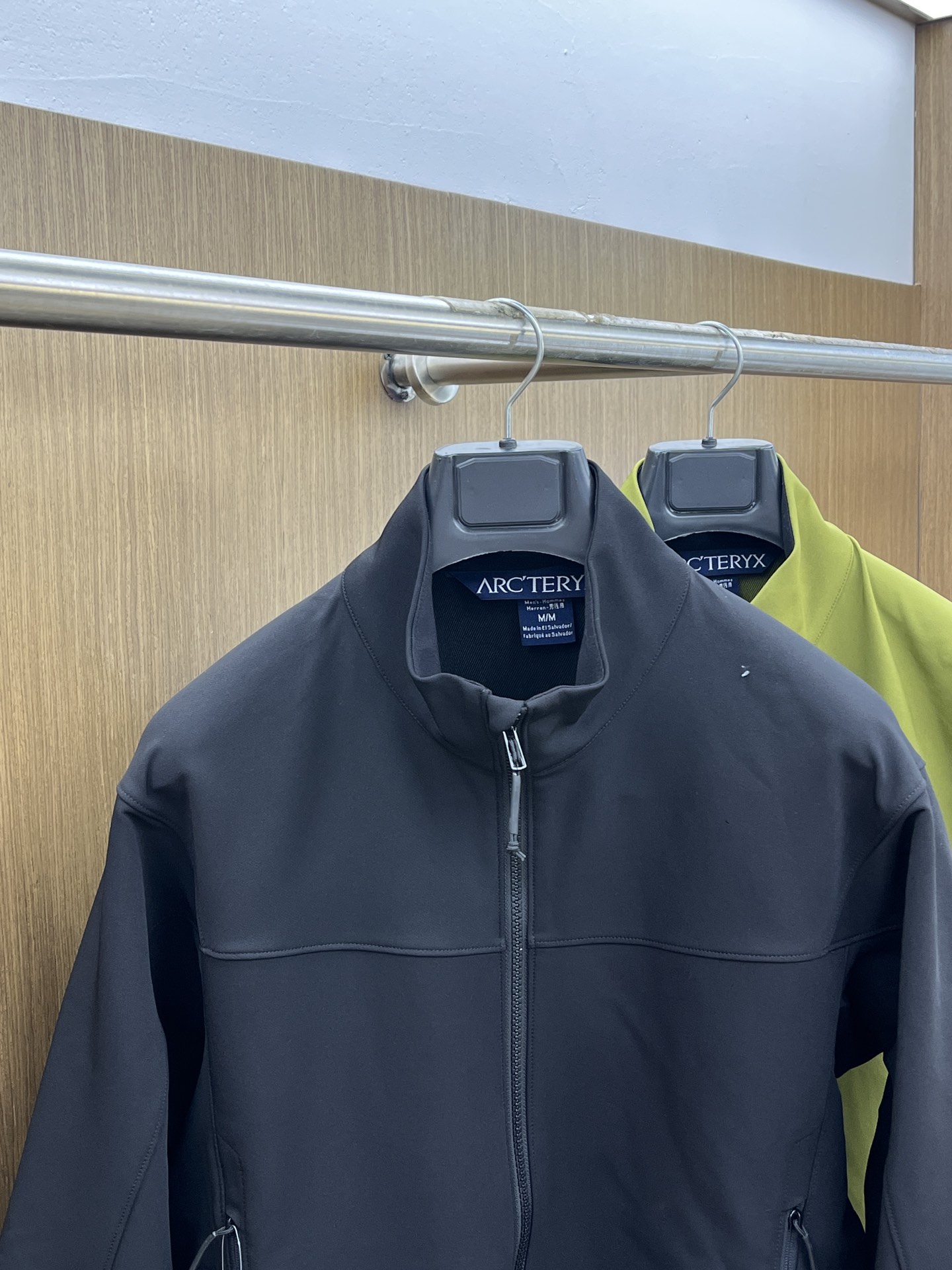 秋冬 Arc 🔥官网同款💥独家专供最新时尚秋冬夹克 经典设计感与颜值爆棚的外套，品质更是无法挑剔品控可以