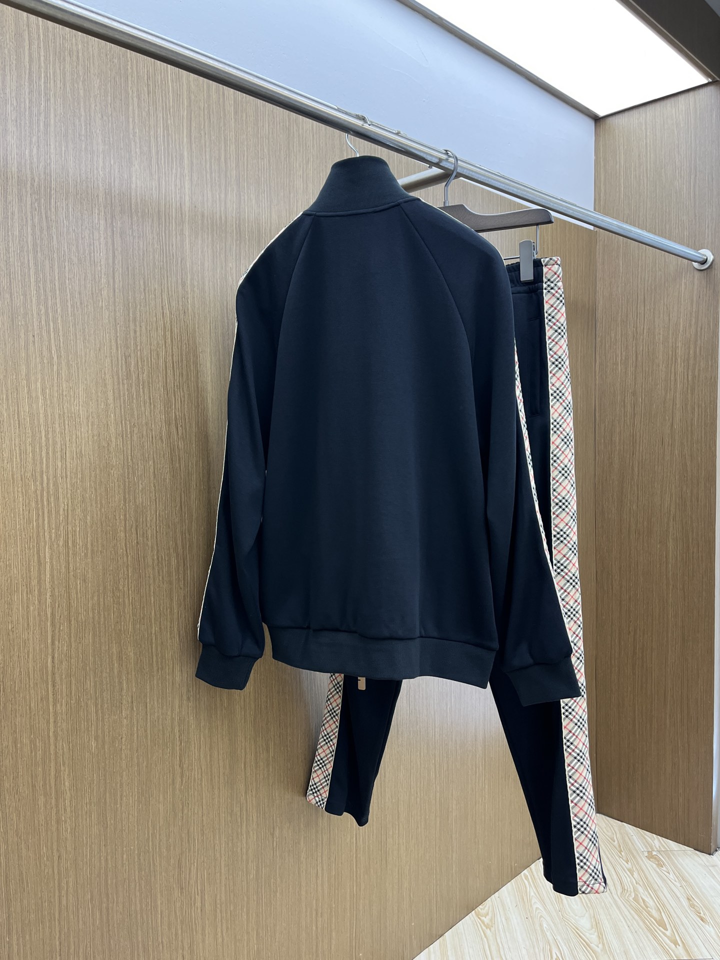 秋冬/套 BBR 🔥官网独家专供 高端独家定制款 秋冬新款专柜同款休闲套装，透气舒适休闲！高级感满满！细