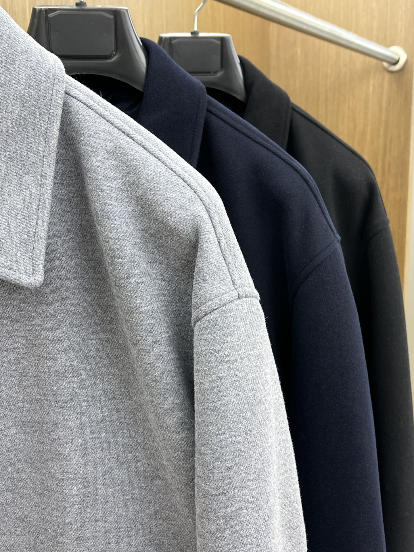 秋冬 lP🆕 🔥🔥ss秋冬新款发布 lP🆕翻领夹克外套，秋季爆款毛呢面料夹克，穿上就是舒适自在又显瘦的存