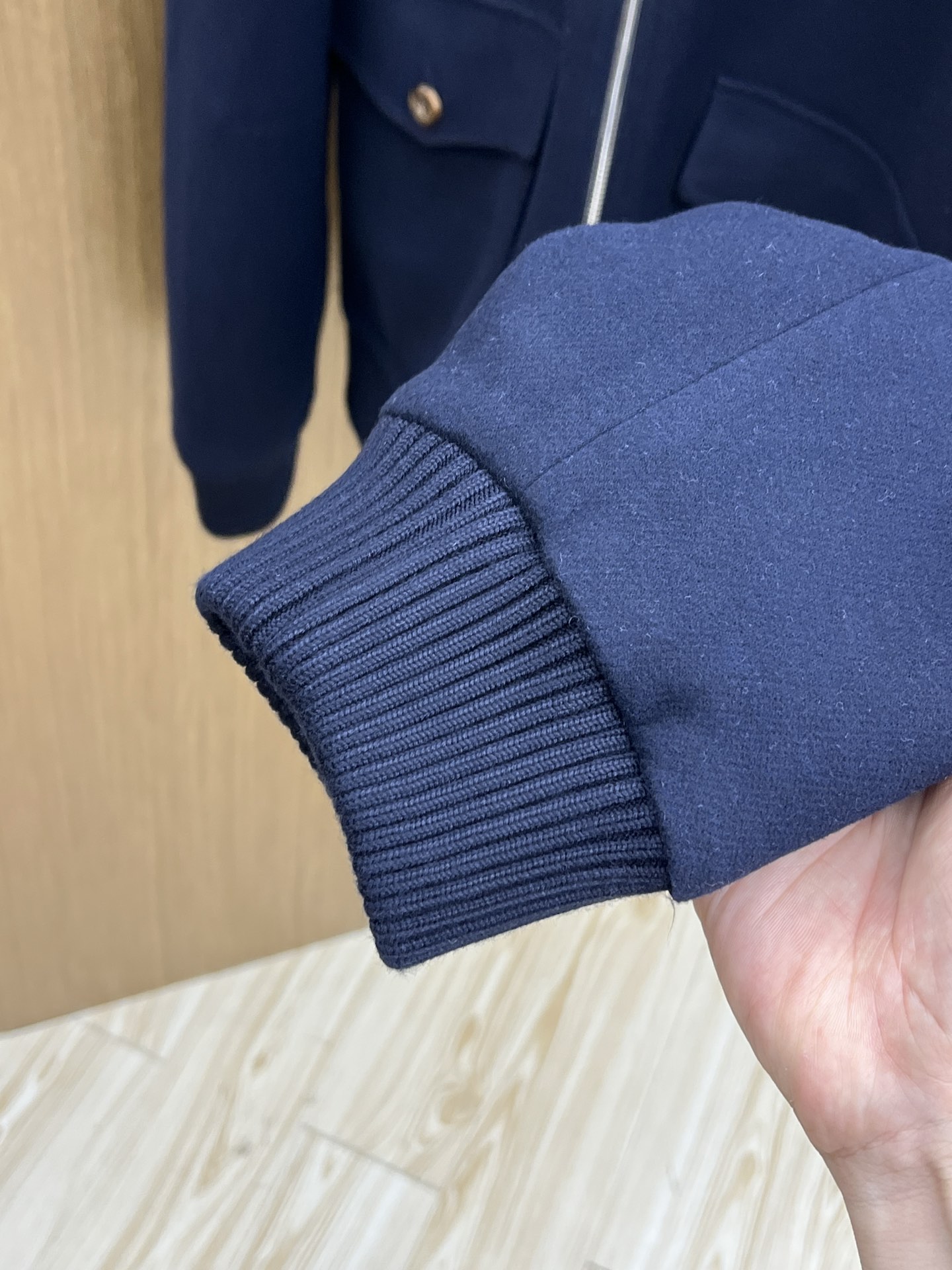 秋冬 lP🆕 🔥🔥ss秋冬新款发布 lP🆕翻领夹克外套，秋季爆款毛呢面料夹克，穿上就是舒适自在又显瘦的存