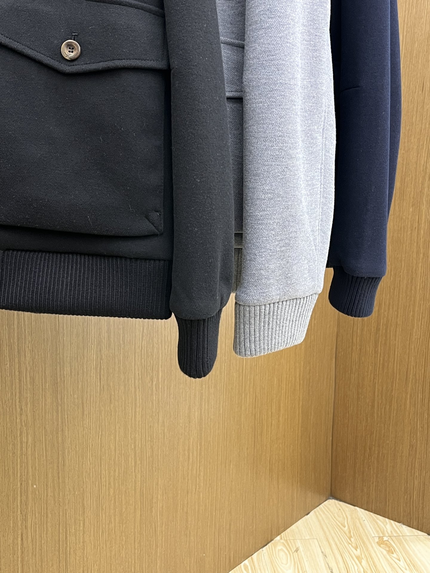 秋冬 lP🆕 🔥🔥ss秋冬新款发布 lP🆕翻领夹克外套，秋季爆款毛呢面料夹克，穿上就是舒适自在又显瘦的存