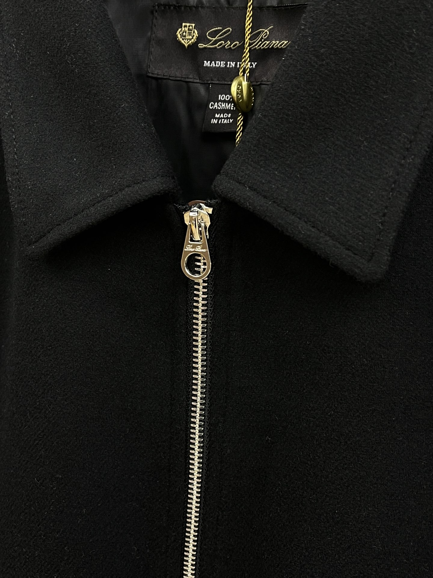 秋冬 lP🆕 🔥🔥ss秋冬新款发布 lP🆕翻领夹克外套，秋季爆款毛呢面料夹克，穿上就是舒适自在又显瘦的存