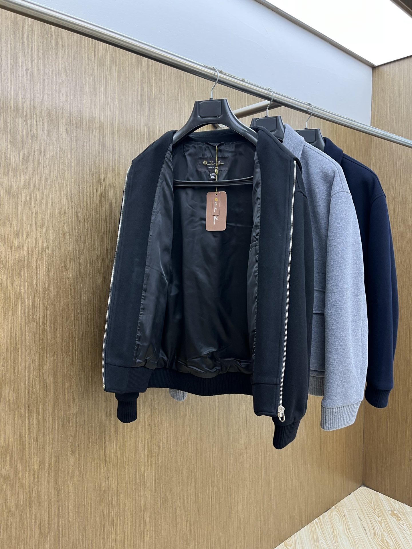 秋冬 lP🆕 🔥🔥ss秋冬新款发布 lP🆕翻领夹克外套，秋季爆款毛呢面料夹克，穿上就是舒适自在又显瘦的存