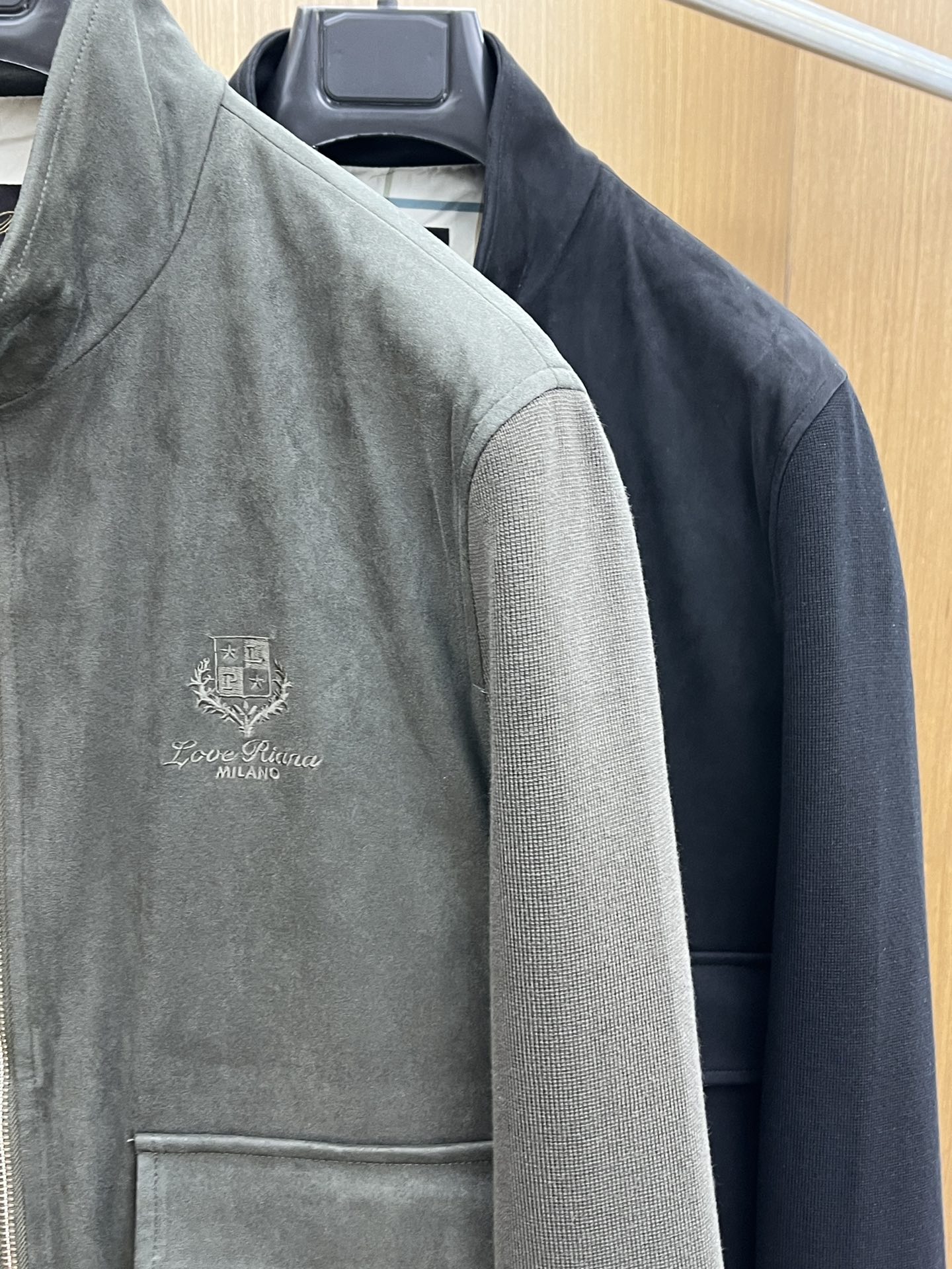秋冬 lP🆕 🔥🔥秋款新款夹克外套🧥
原版11订制五金配件全进口原版定制 欢迎专柜对比 超柔软 超级重工