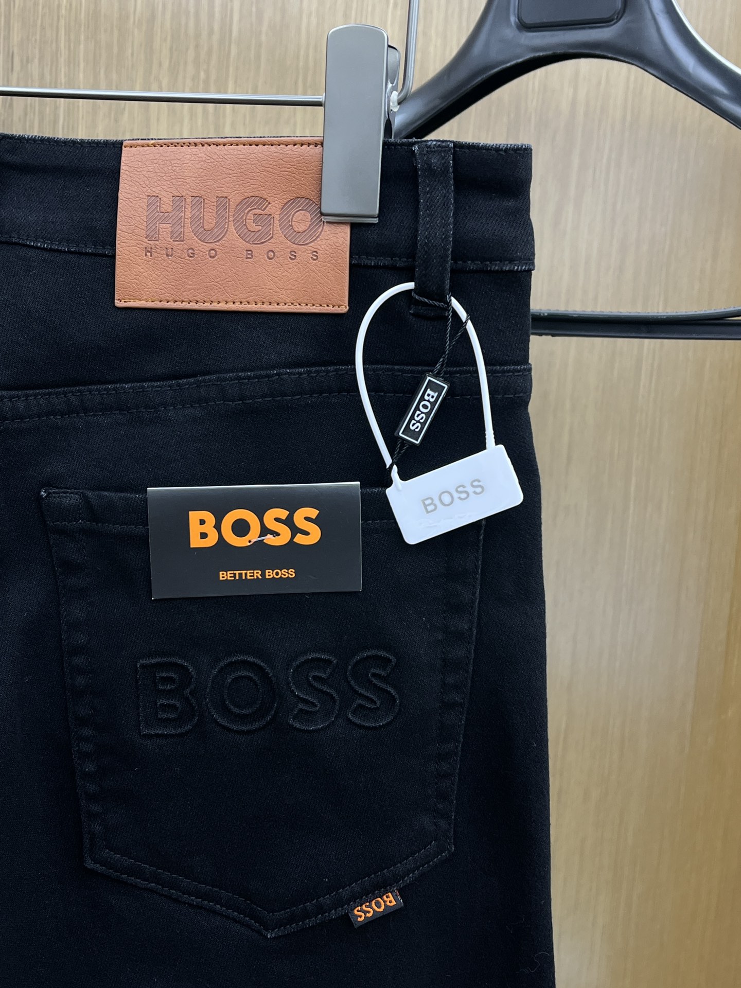 秋冬 Hugo 🔥🔥高端定制、25SS秋冬最新款牛仔裤 柜台同步发售 进口固色面料 原版定制复刻 客供五