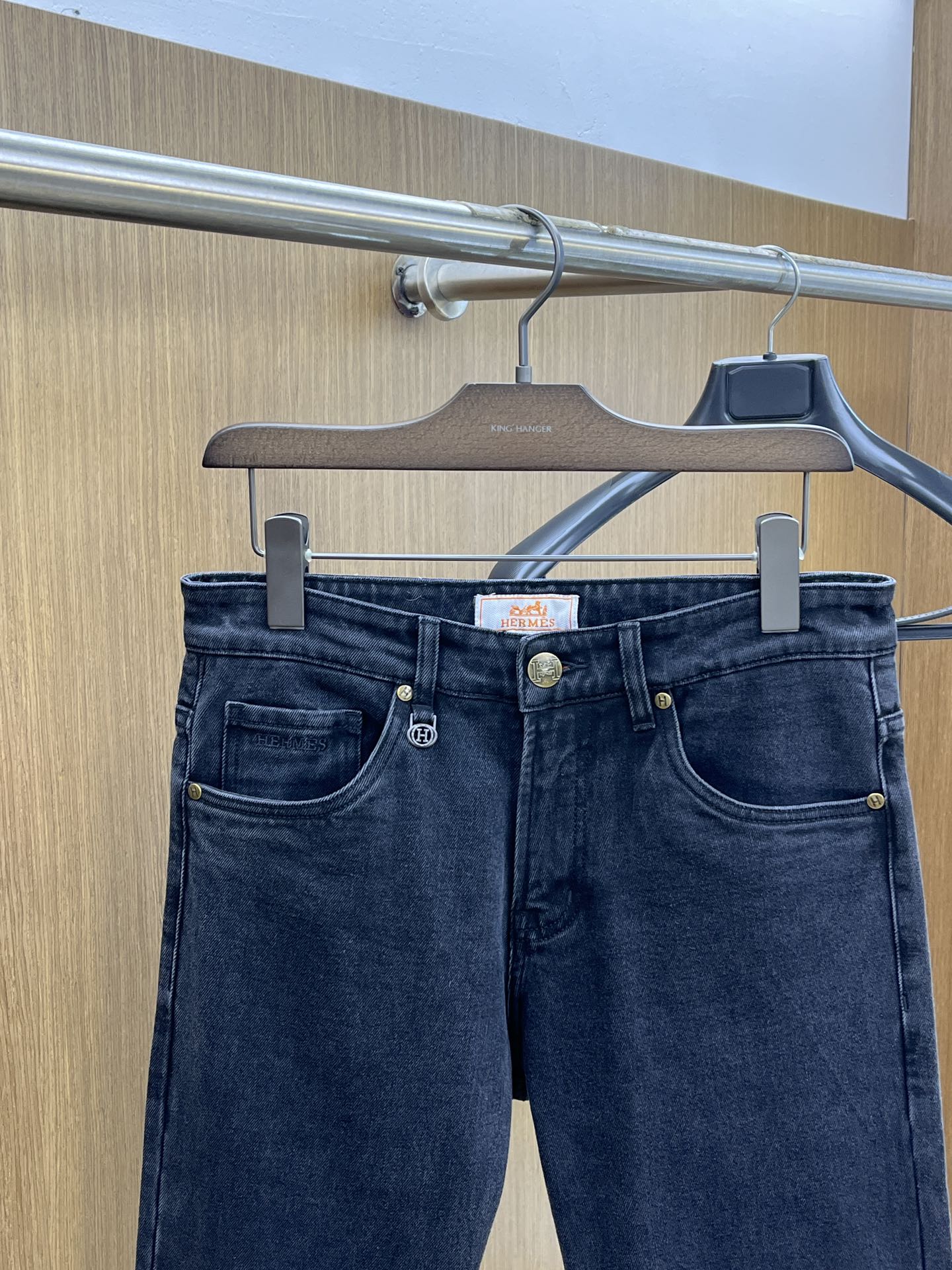 秋冬 Her 🔥🔥高端定制、25SS秋冬最新款牛仔裤 柜台同步发售 进口固色面料 原版定制复刻 客供五金