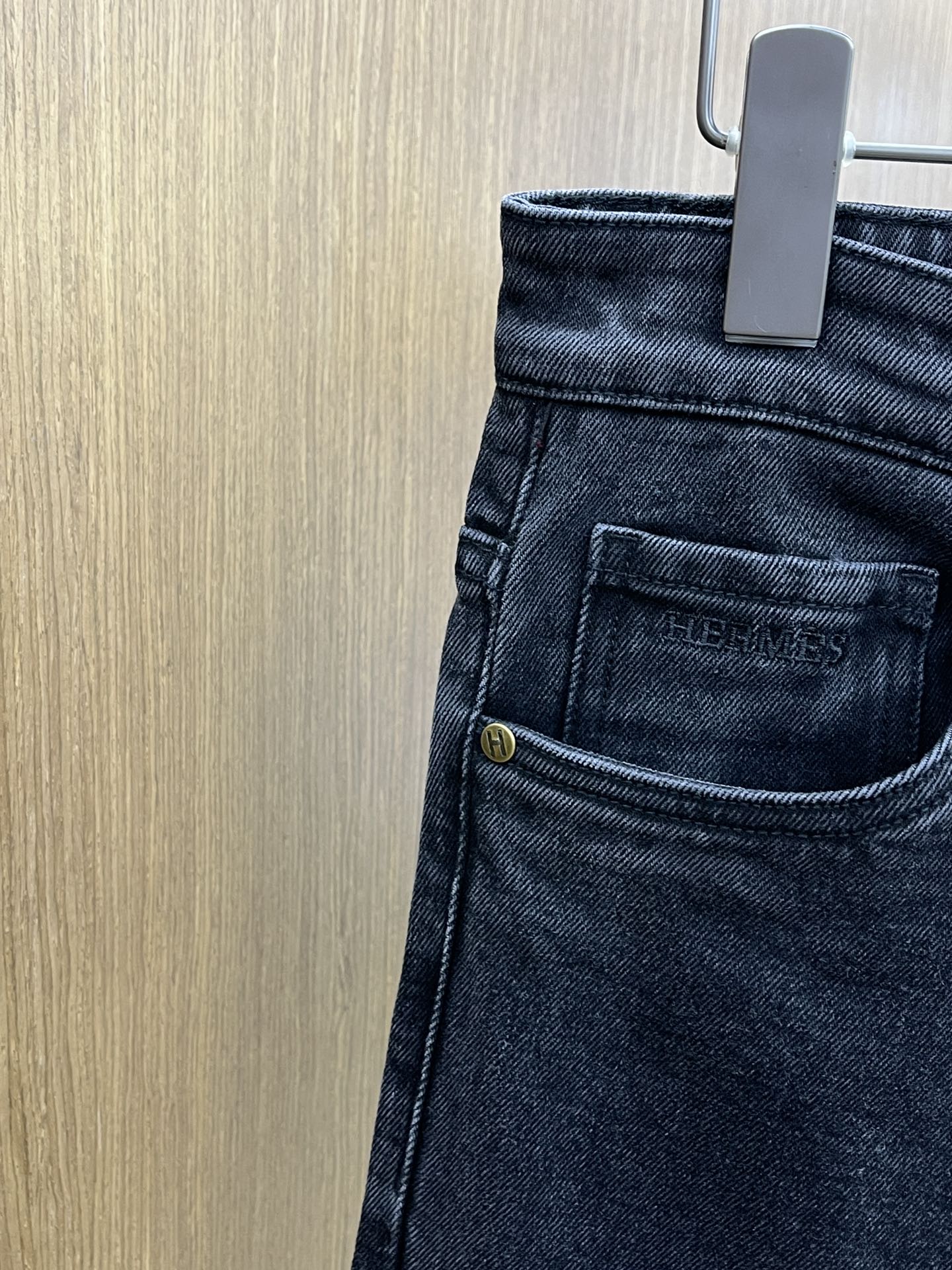 秋冬 Her 🔥🔥高端定制、25SS秋冬最新款牛仔裤 柜台同步发售 进口固色面料 原版定制复刻 客供五金