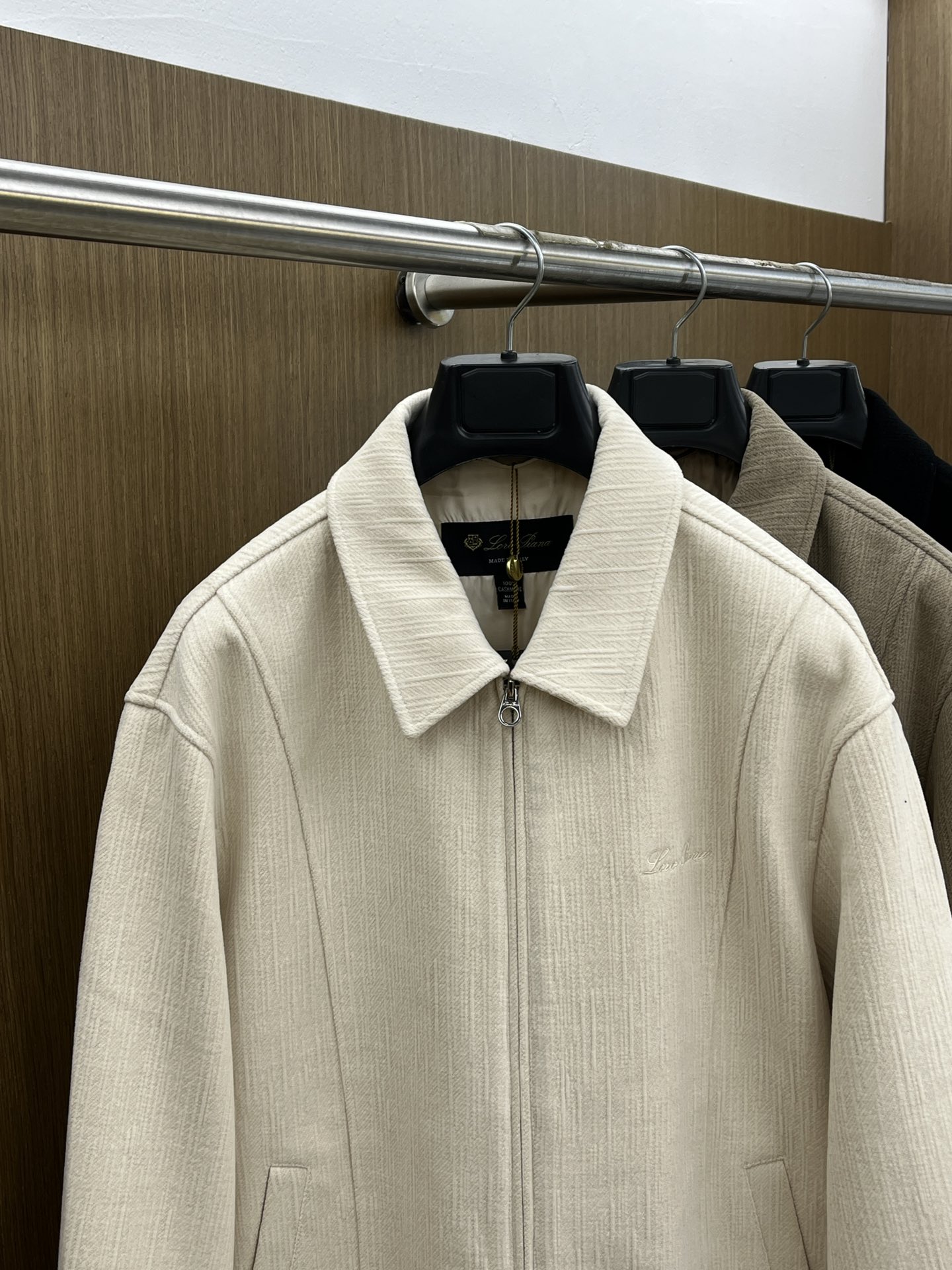 秋冬 lP🆕 🔥🔥ss秋冬新款发布 lP🆕翻领夹克外套，秋季爆款夹薄棉夹克，穿上就是舒适自在又显瘦的存在