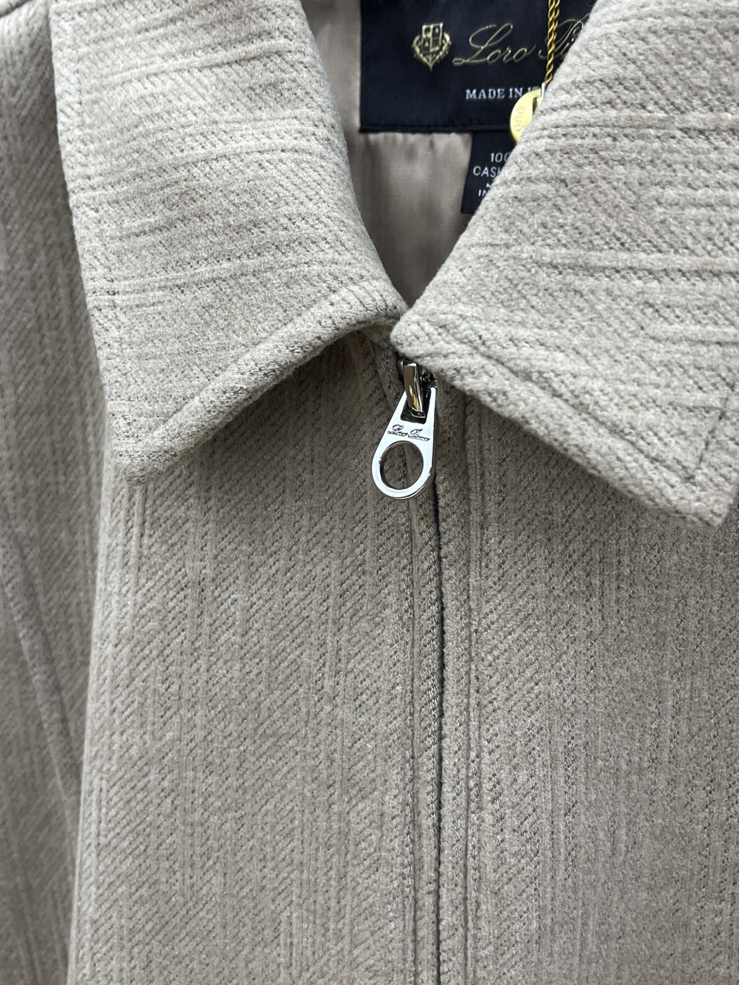 秋冬 lP🆕 🔥🔥ss秋冬新款发布 lP🆕翻领夹克外套，秋季爆款夹薄棉夹克，穿上就是舒适自在又显瘦的存在