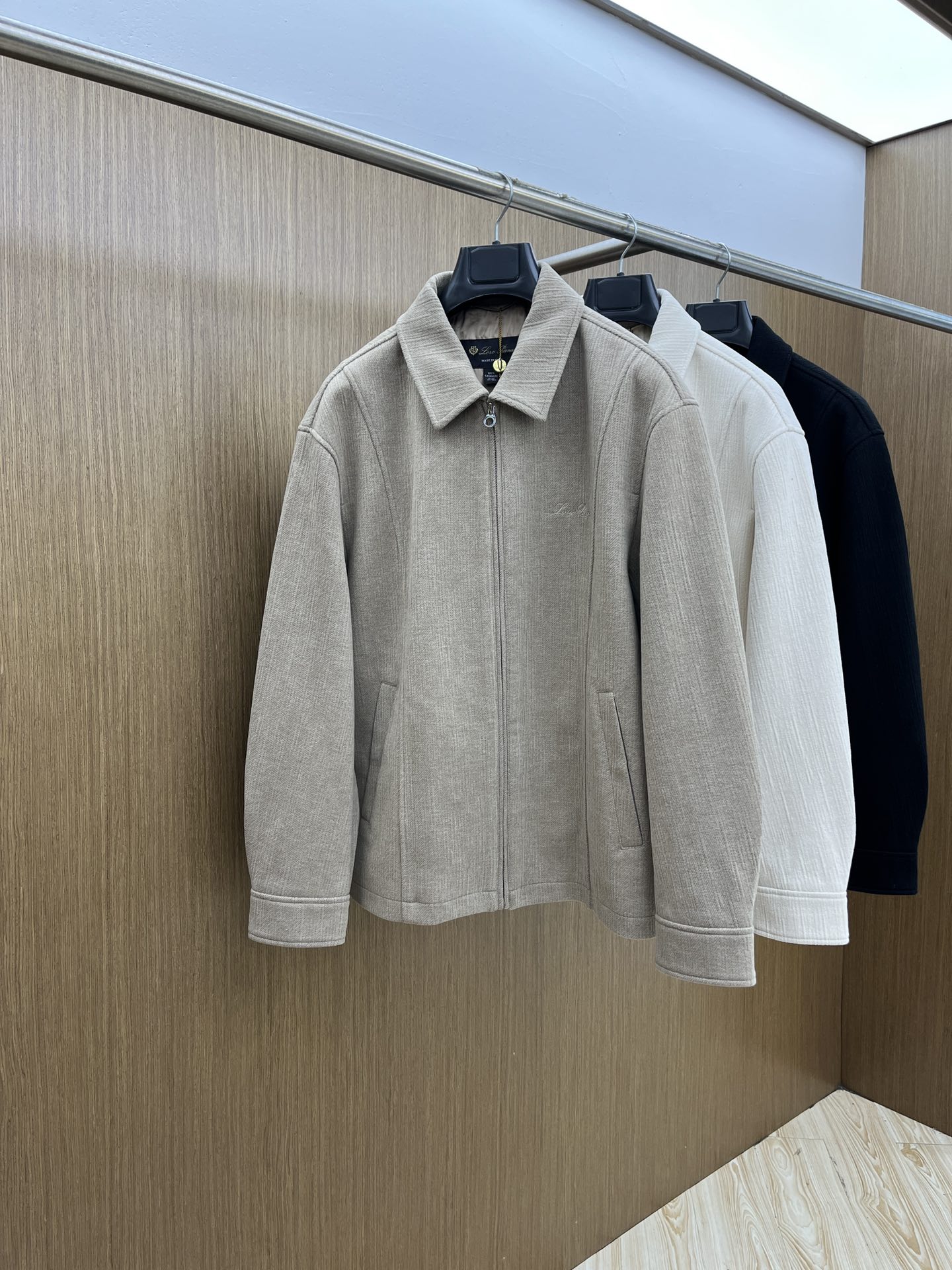 秋冬 lP🆕 🔥🔥ss秋冬新款发布 lP🆕翻领夹克外套，秋季爆款夹薄棉夹克，穿上就是舒适自在又显瘦的存在