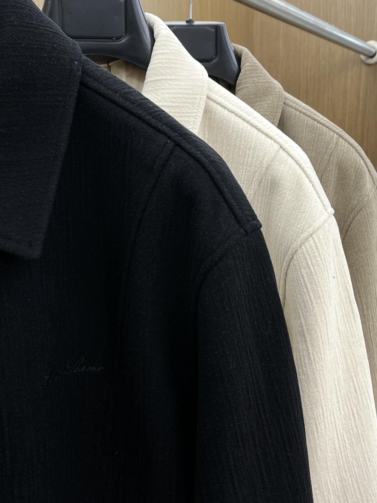 秋冬 lP🆕 🔥🔥ss秋冬新款发布 lP🆕翻领夹克外套，秋季爆款夹薄棉夹克，穿上就是舒适自在又显瘦的存在