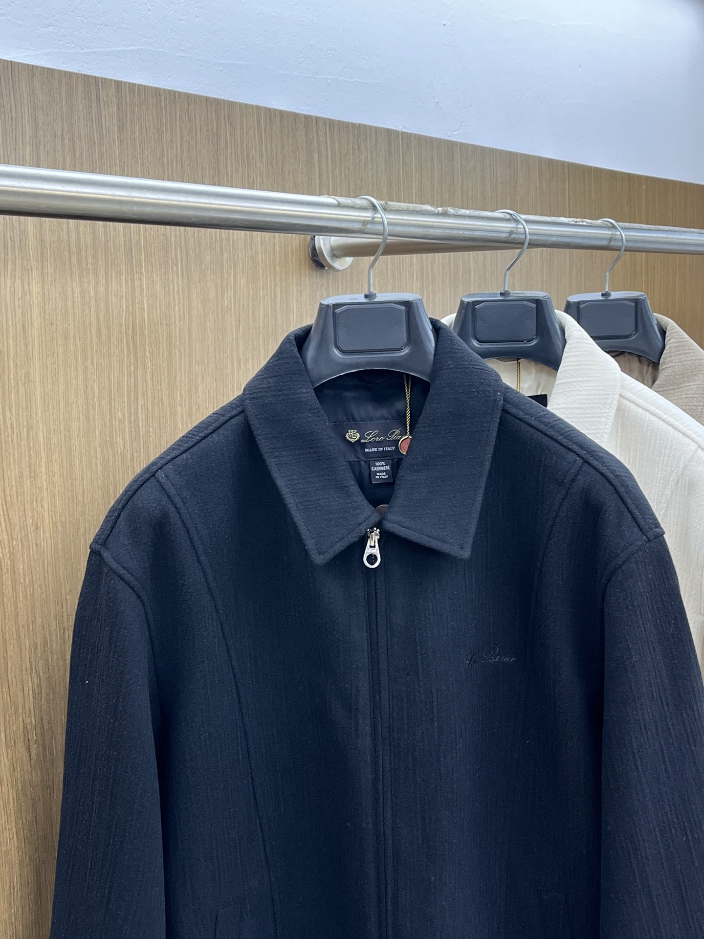 秋冬 lP🆕 🔥🔥ss秋冬新款发布 lP🆕翻领夹克外套，秋季爆款夹薄棉夹克，穿上就是舒适自在又显瘦的存在