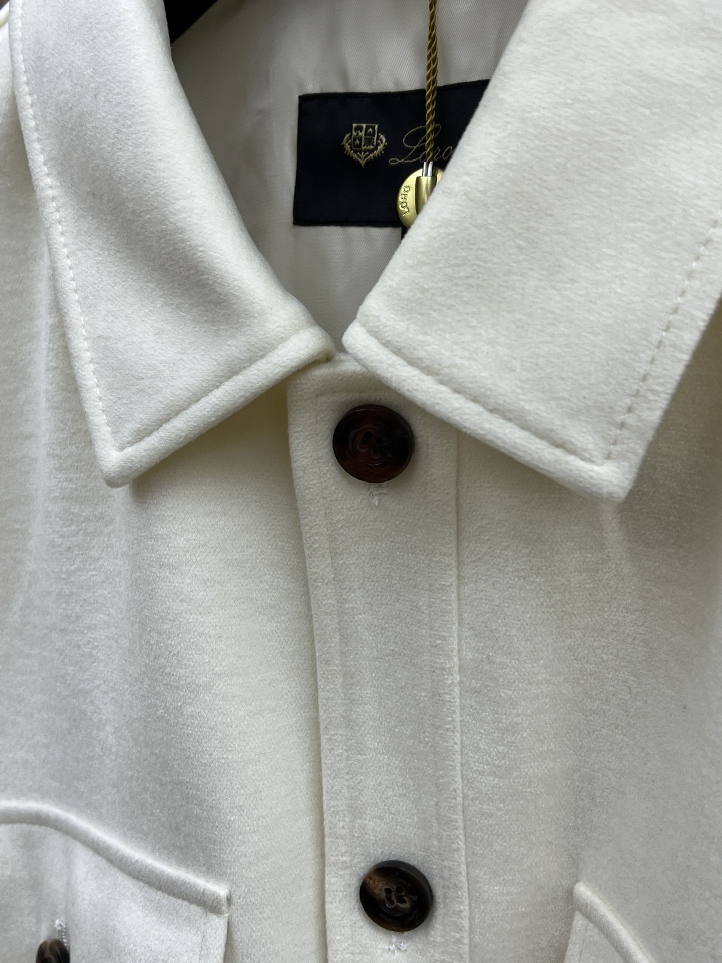 秋冬 lP🆕 🔥秋冬新款男士商务休闲毛呢翻领夹克外套，面料与辅料皆为客供，定织定染而成，触感极为柔软细腻