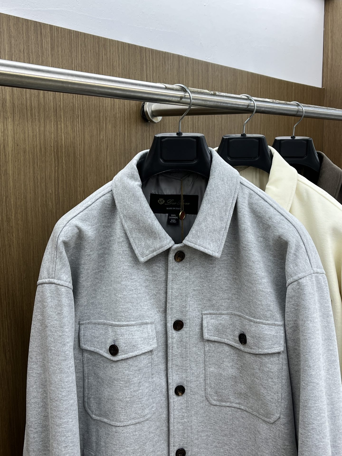 秋冬 lP🆕 🔥秋冬新款男士商务休闲毛呢翻领夹克外套，面料与辅料皆为客供，定织定染而成，触感极为柔软细腻