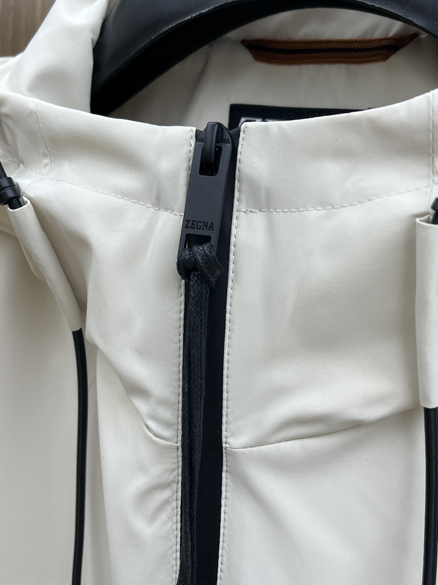 秋冬 ZZ 🔥🔥早秋最新款时尚设计师款夹克外套.处处细节显工艺足够的高级 结构性剪裁的设计改变来展现男士