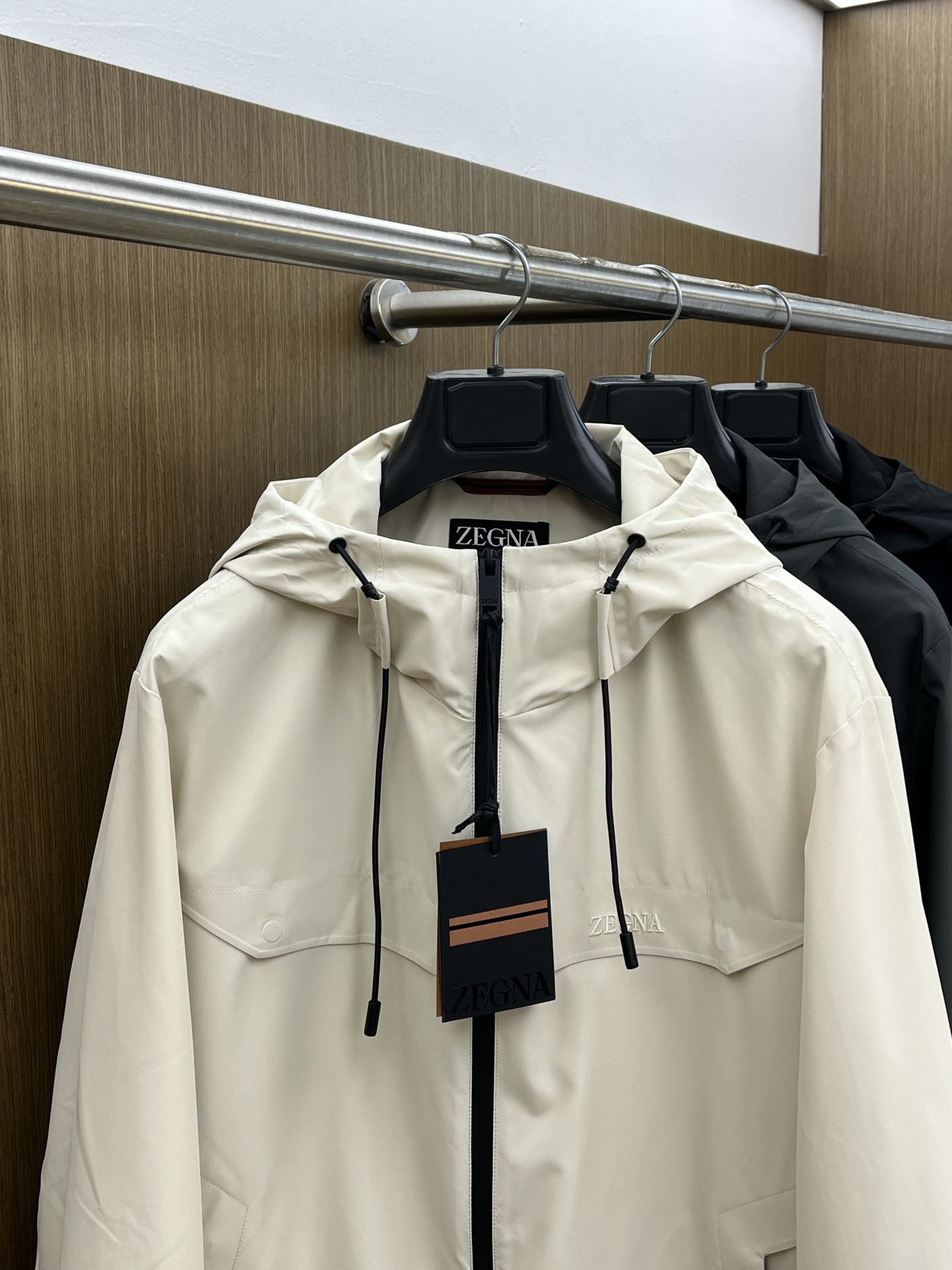 秋冬 ZZ 🔥🔥早秋最新款时尚设计师款夹克外套.处处细节显工艺足够的高级 结构性剪裁的设计改变来展现男士