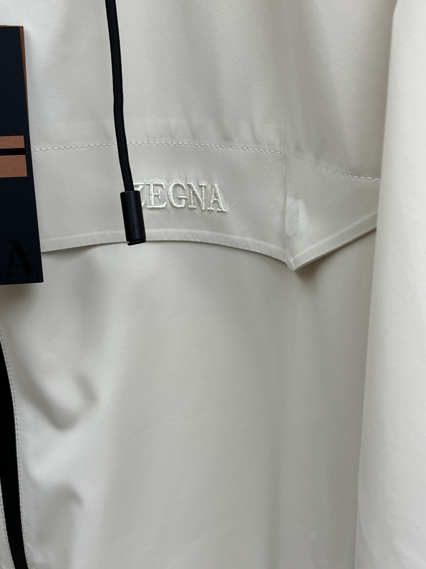 秋冬 ZZ 🔥🔥早秋最新款时尚设计师款夹克外套.处处细节显工艺足够的高级 结构性剪裁的设计改变来展现男士