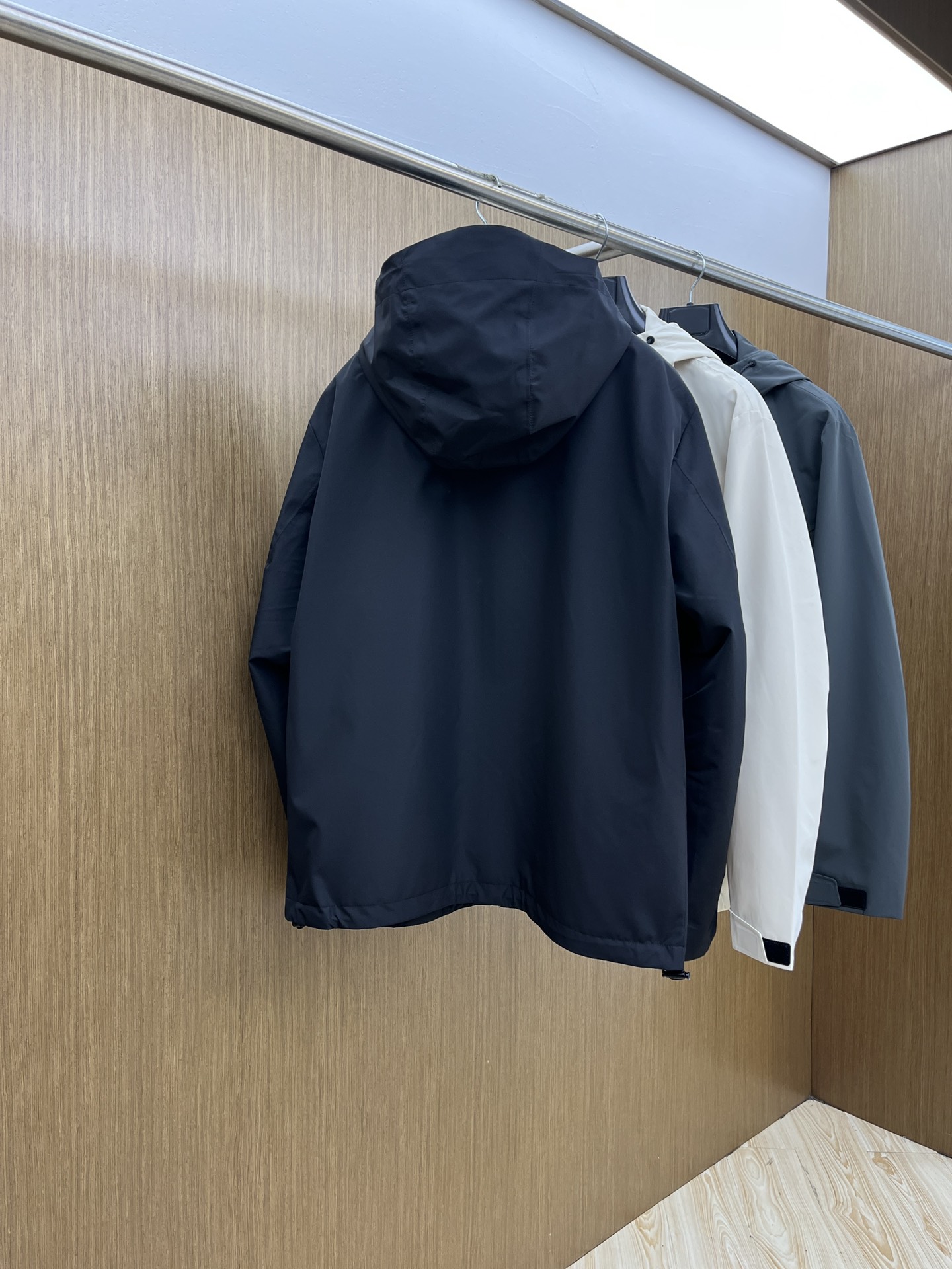 秋冬 ZZ 🔥🔥早秋最新款时尚设计师款夹克外套.处处细节显工艺足够的高级 结构性剪裁的设计改变来展现男士