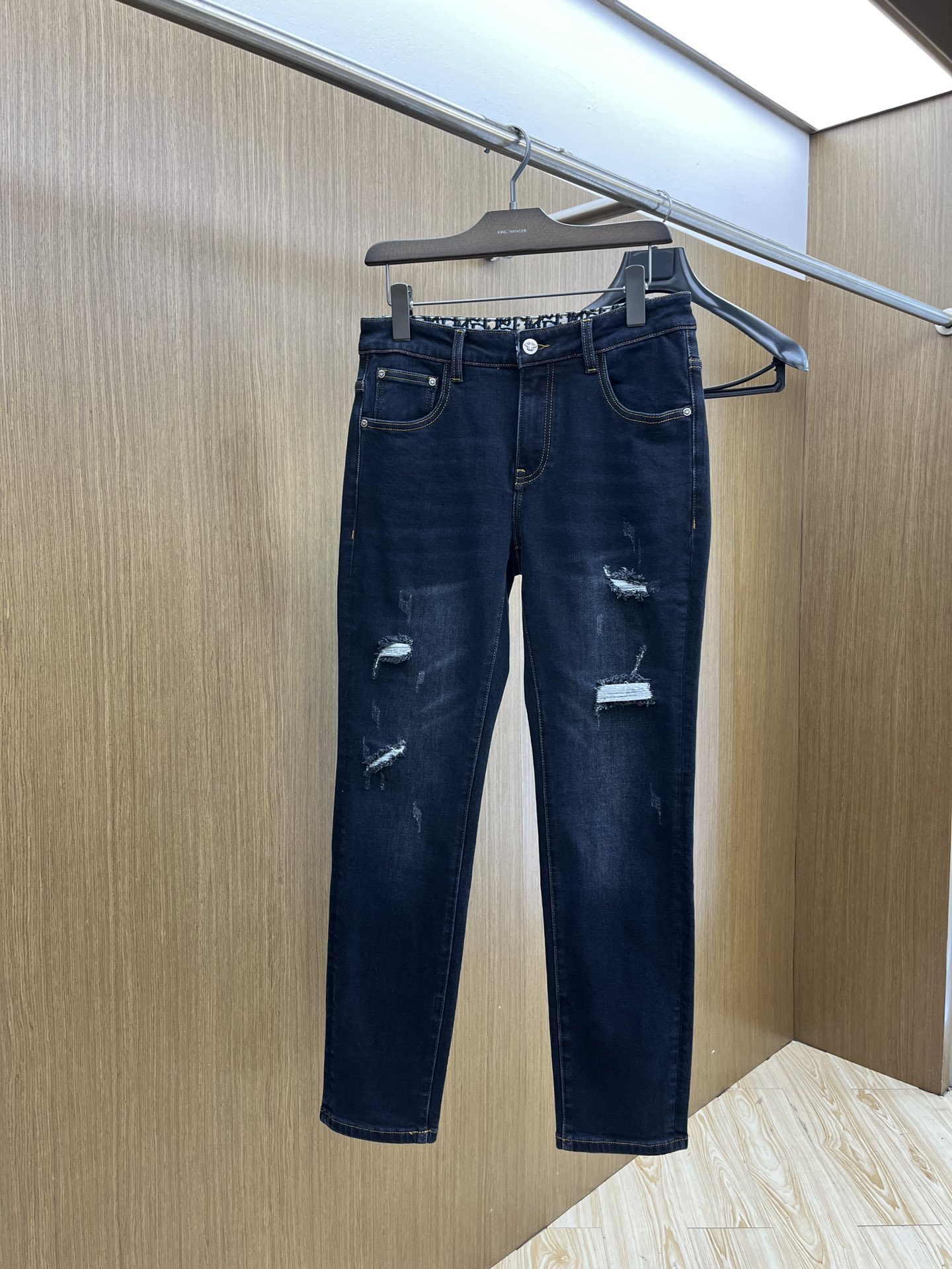 秋冬 CD 🔥高端定制、2025早秋最新款牛仔裤 柜台同步发售 原版定制复刻 客供五金辅料 原单品质 进