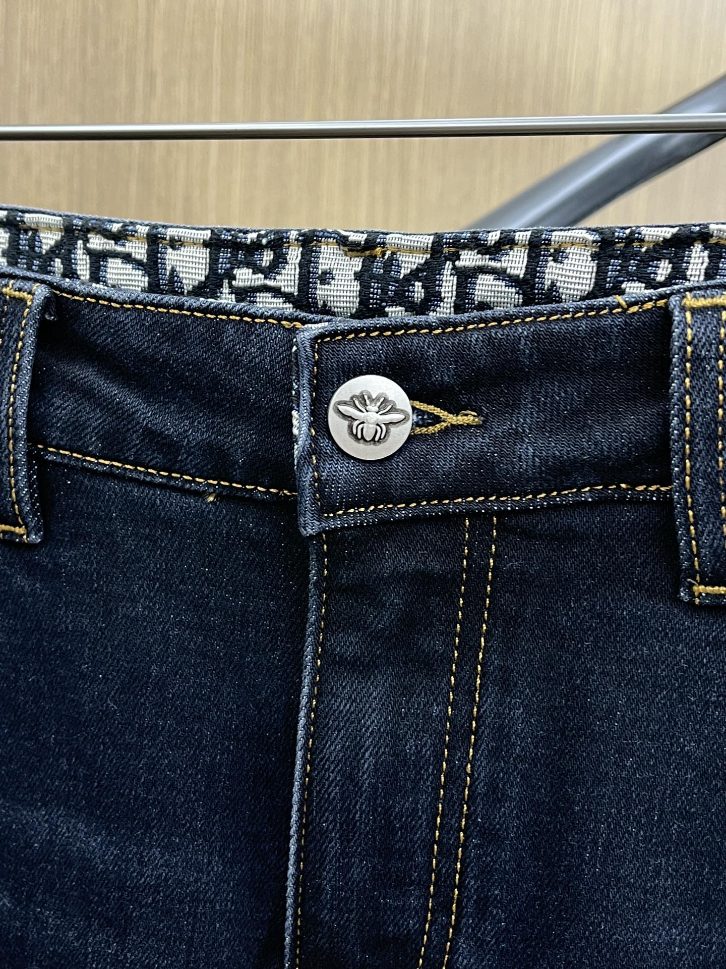 秋冬 CD 🔥高端定制、2025早秋最新款牛仔裤 柜台同步发售 原版定制复刻 客供五金辅料 原单品质 进