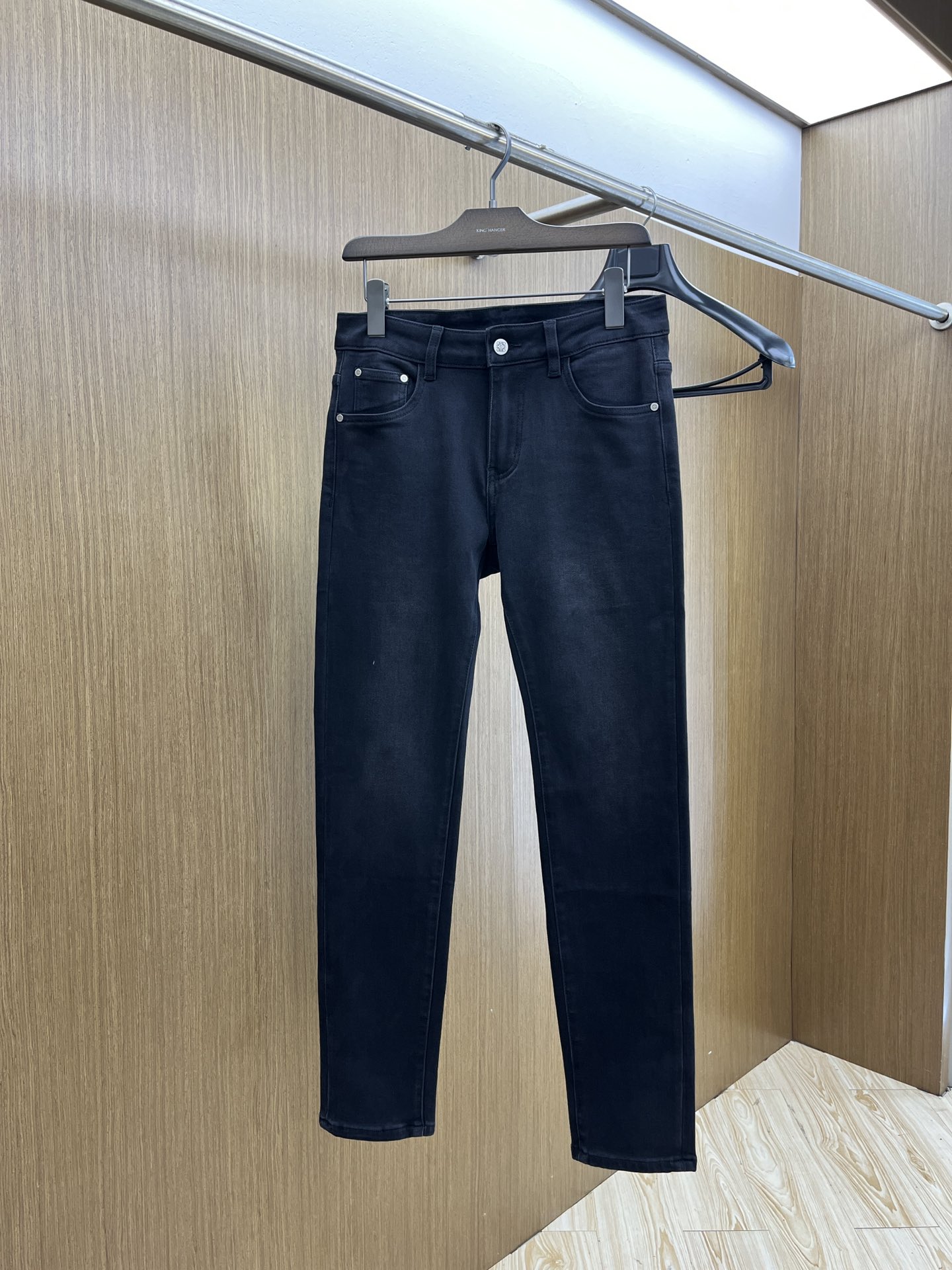 秋冬 Loe 🔥高端定制、2025早秋最新款牛仔裤 柜台同步发售 原版定制复刻 客供五金辅料 原单品质 