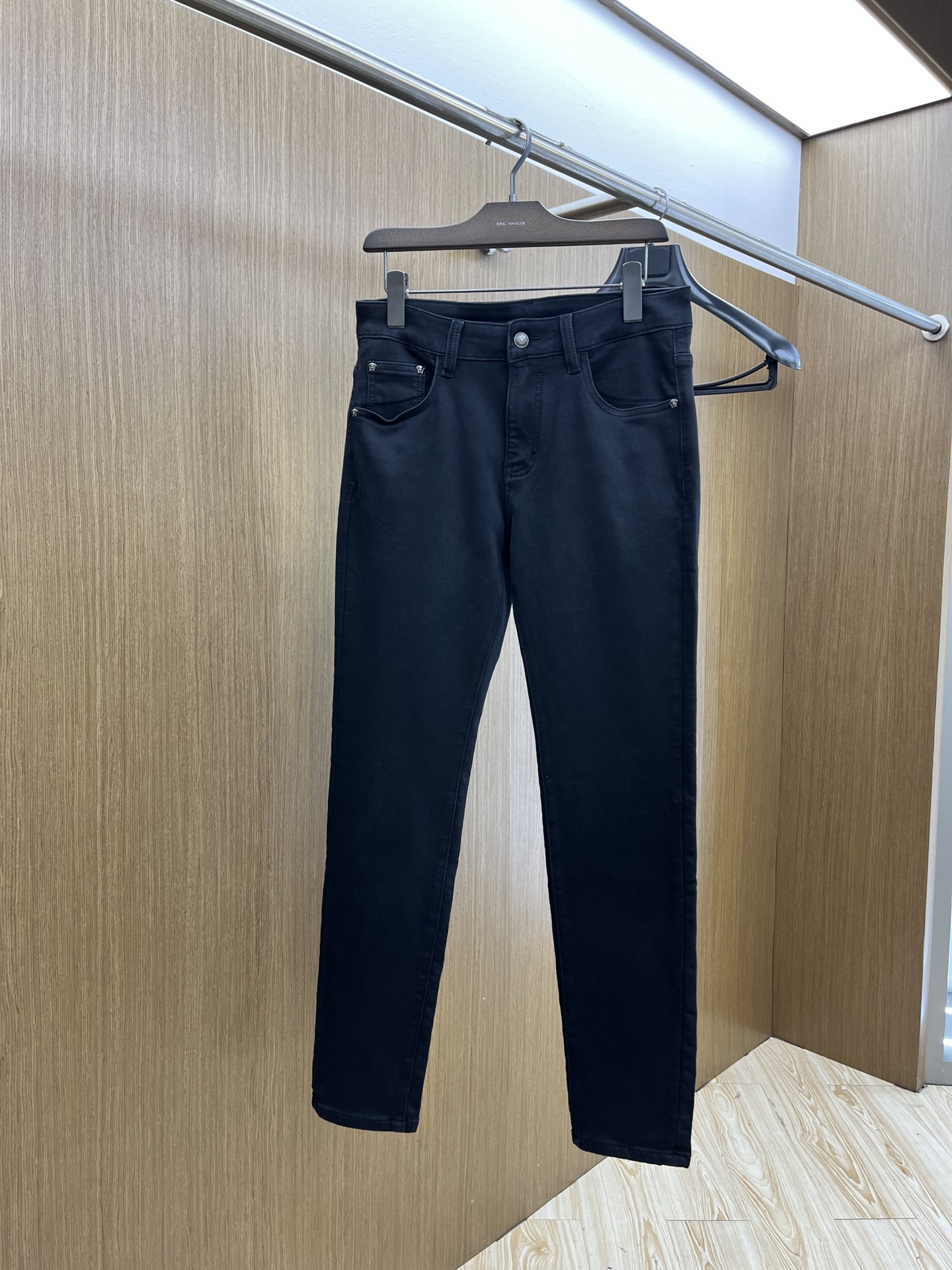 秋冬 Ver 🔥高端定制、2025早秋最新款牛仔裤 柜台同步发售 原版定制复刻 客供五金辅料 原单品质 