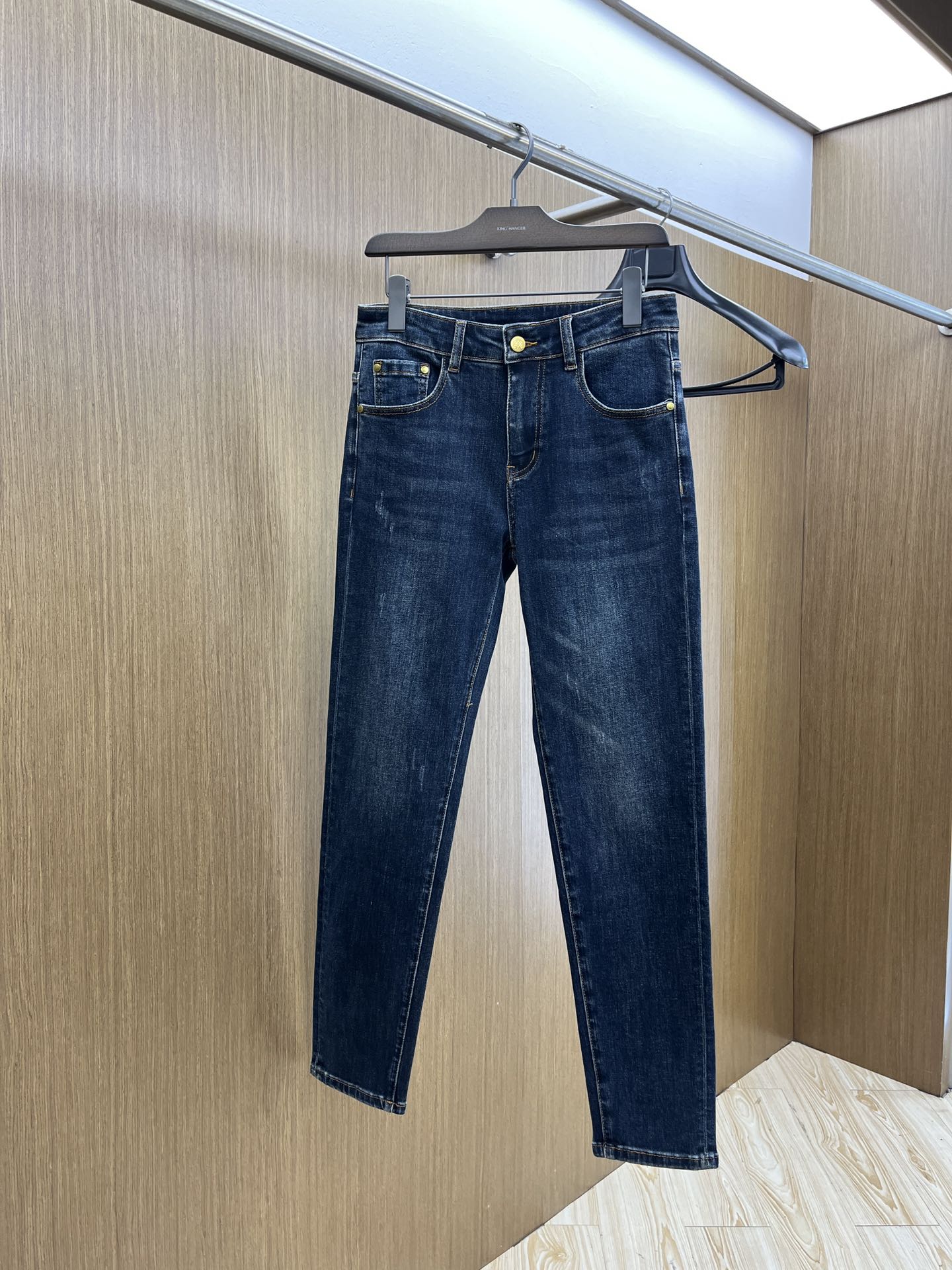 秋冬 Loe 🔥高端定制、2025早秋最新款牛仔裤 柜台同步发售 原版定制复刻 客供五金辅料 原单品质 