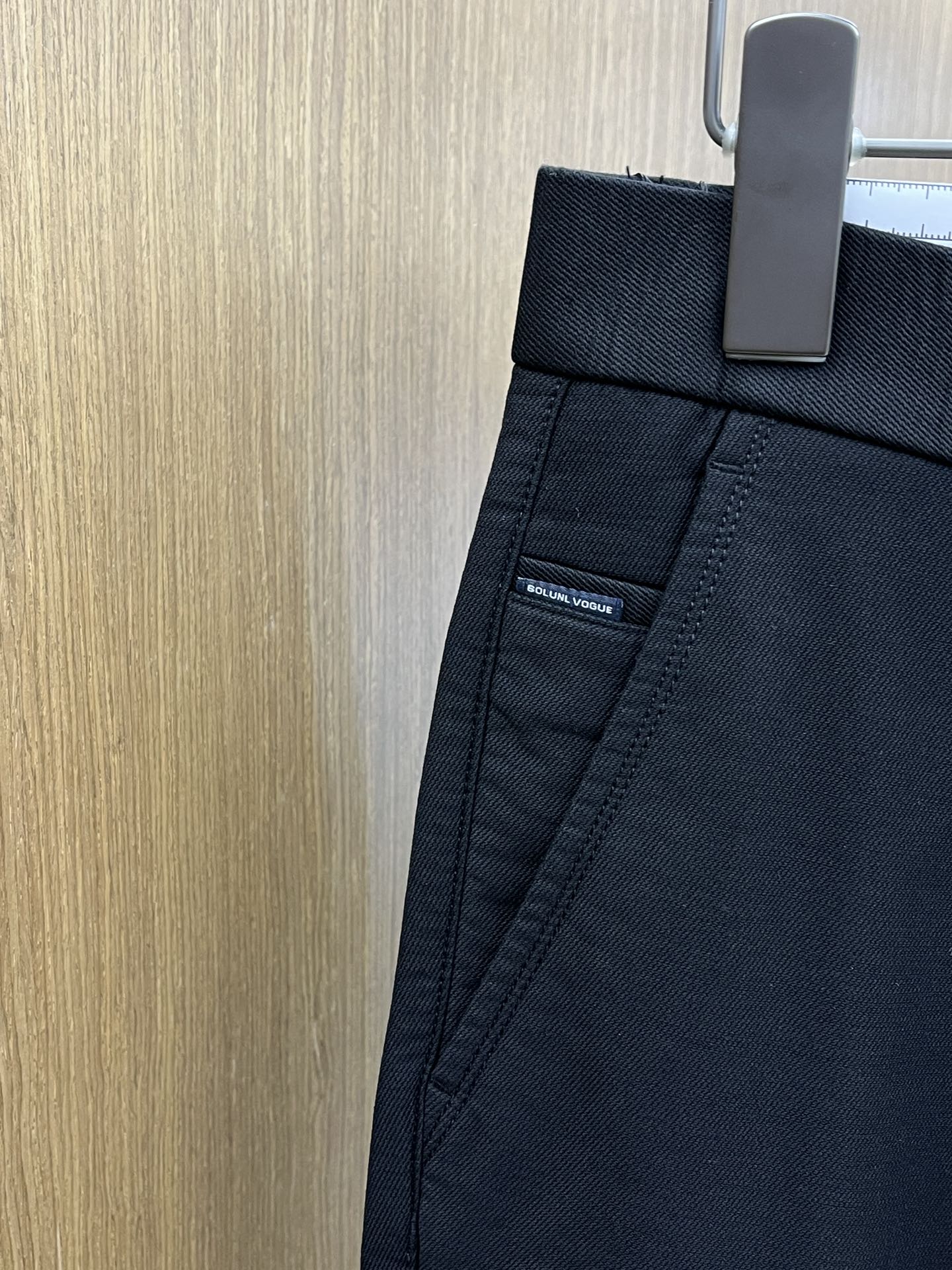 秋冬 PD 🔥🔥ss秋冬新品，官网同步有售，男士高端商务休闲西裤，高端进口面料，带弹力，后面采用硅胶字母