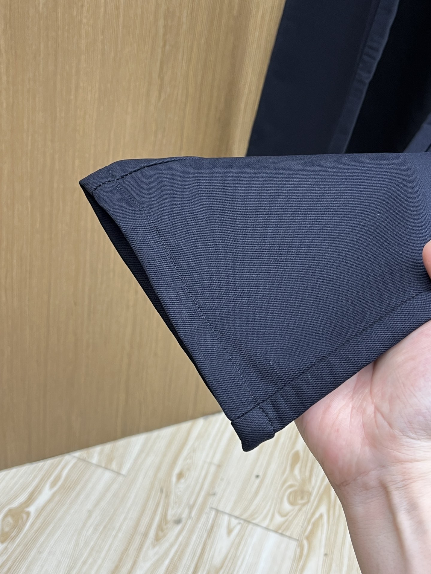 秋冬 PD 🔥🔥ss秋冬新品，官网同步有售，男士高端商务休闲西裤，高端进口面料，带弹力，后面采用硅胶字母