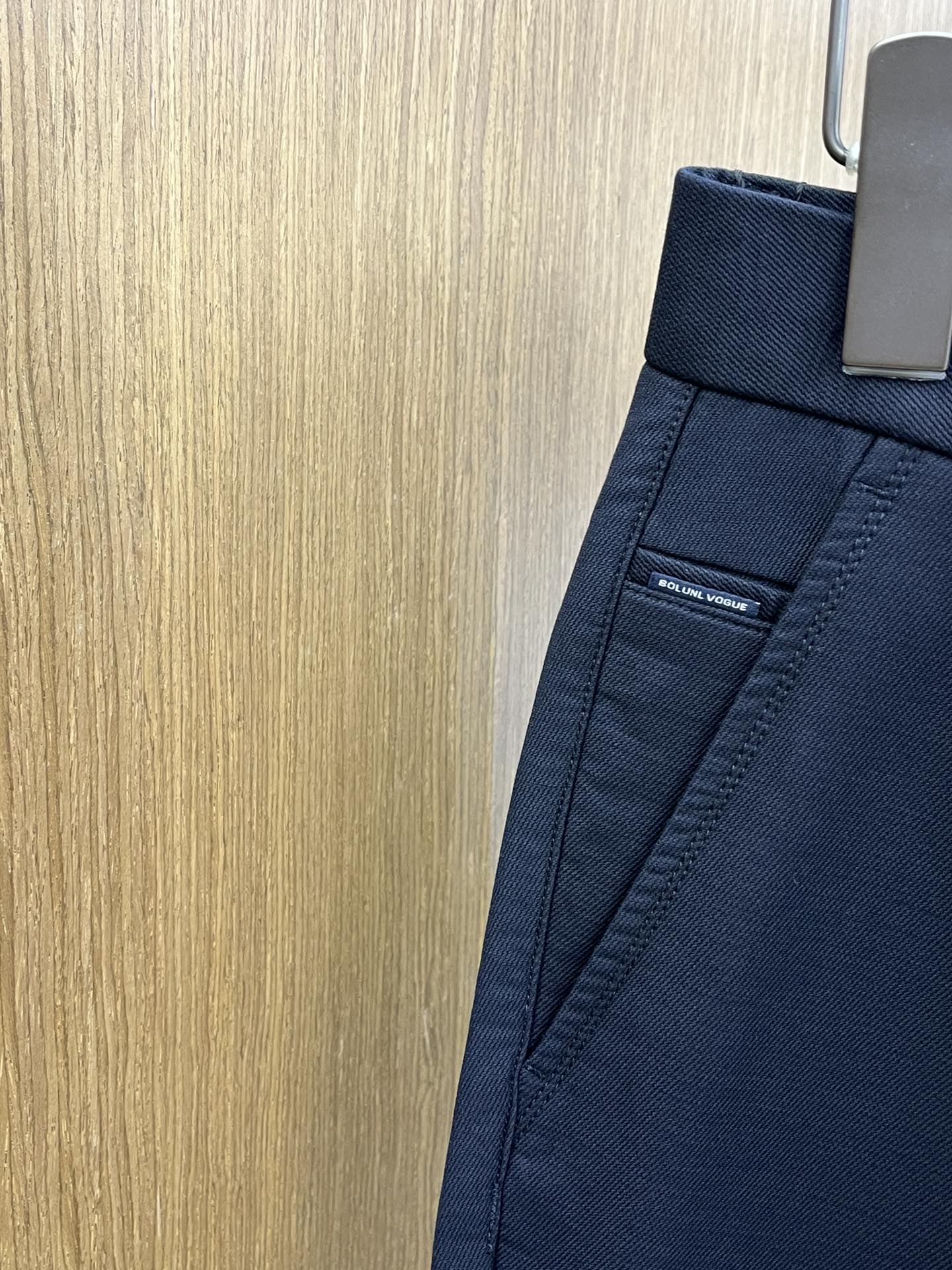 秋冬 PD 🔥🔥ss秋冬新品，官网同步有售，男士高端商务休闲西裤，高端进口面料，带弹力，后面采用硅胶字母