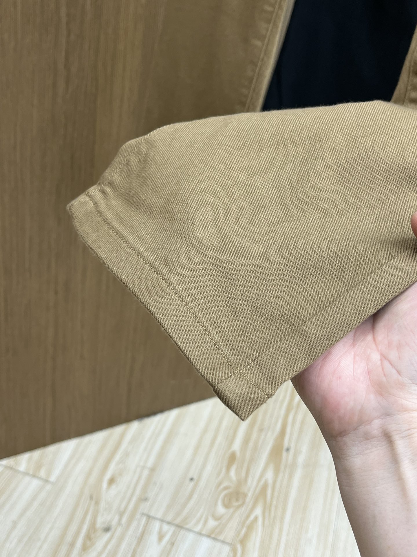 秋冬 BBR 🔥🔥ss秋冬新品，官网同步有售，男士高端商务休闲西裤，高端进口面料，带弹力，后面采用硅胶字