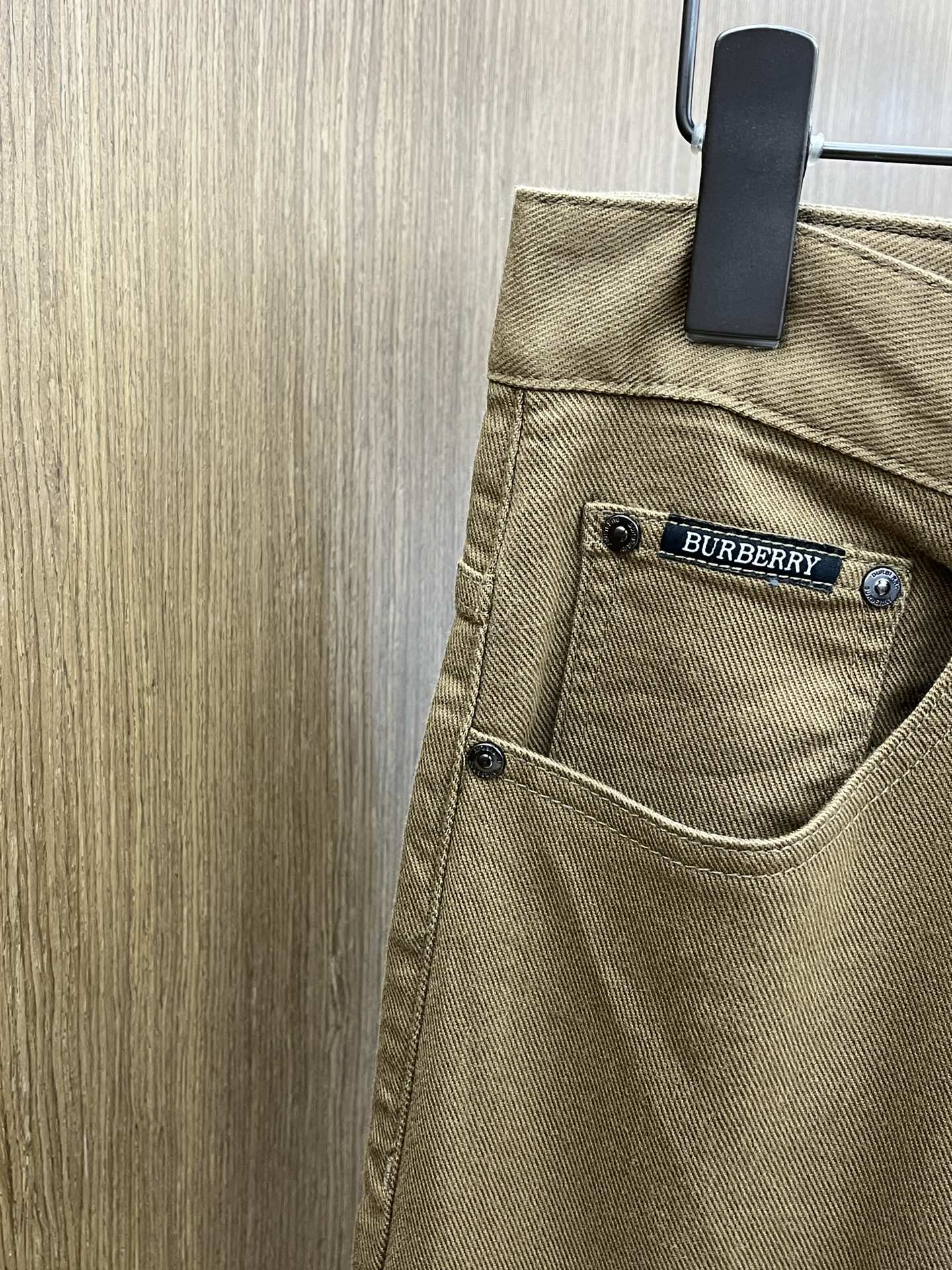 秋冬 BBR 🔥🔥ss秋冬新品，官网同步有售，男士高端商务休闲西裤，高端进口面料，带弹力，后面采用硅胶字