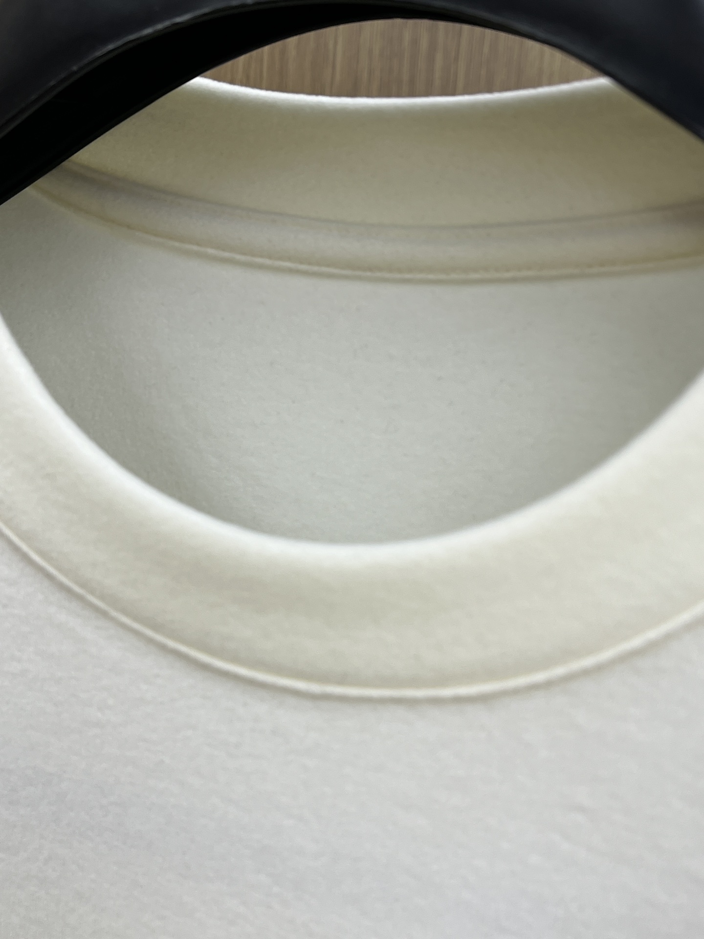 秋冬 Lv 🔥官网秋冬新款爆款打底衫 面料选用暖姜天丝德绒 面料细腻柔软上身舒适 简约时尚 适配商务、f