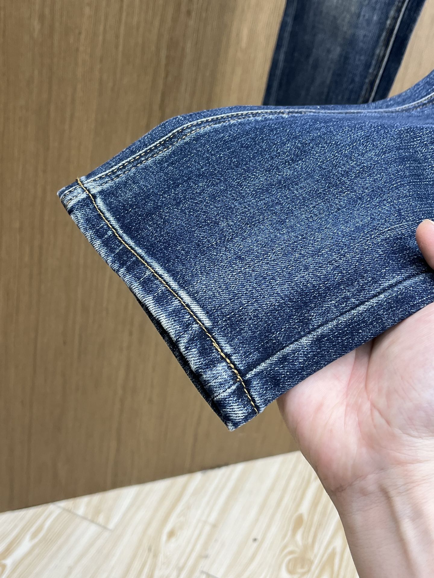 秋冬 Lv 🔥ss秋冬新款 男士小直筒原单 牛仔裤 早秋新款超柔软，弹力面料，复杂的手工艺叠加，任何一个