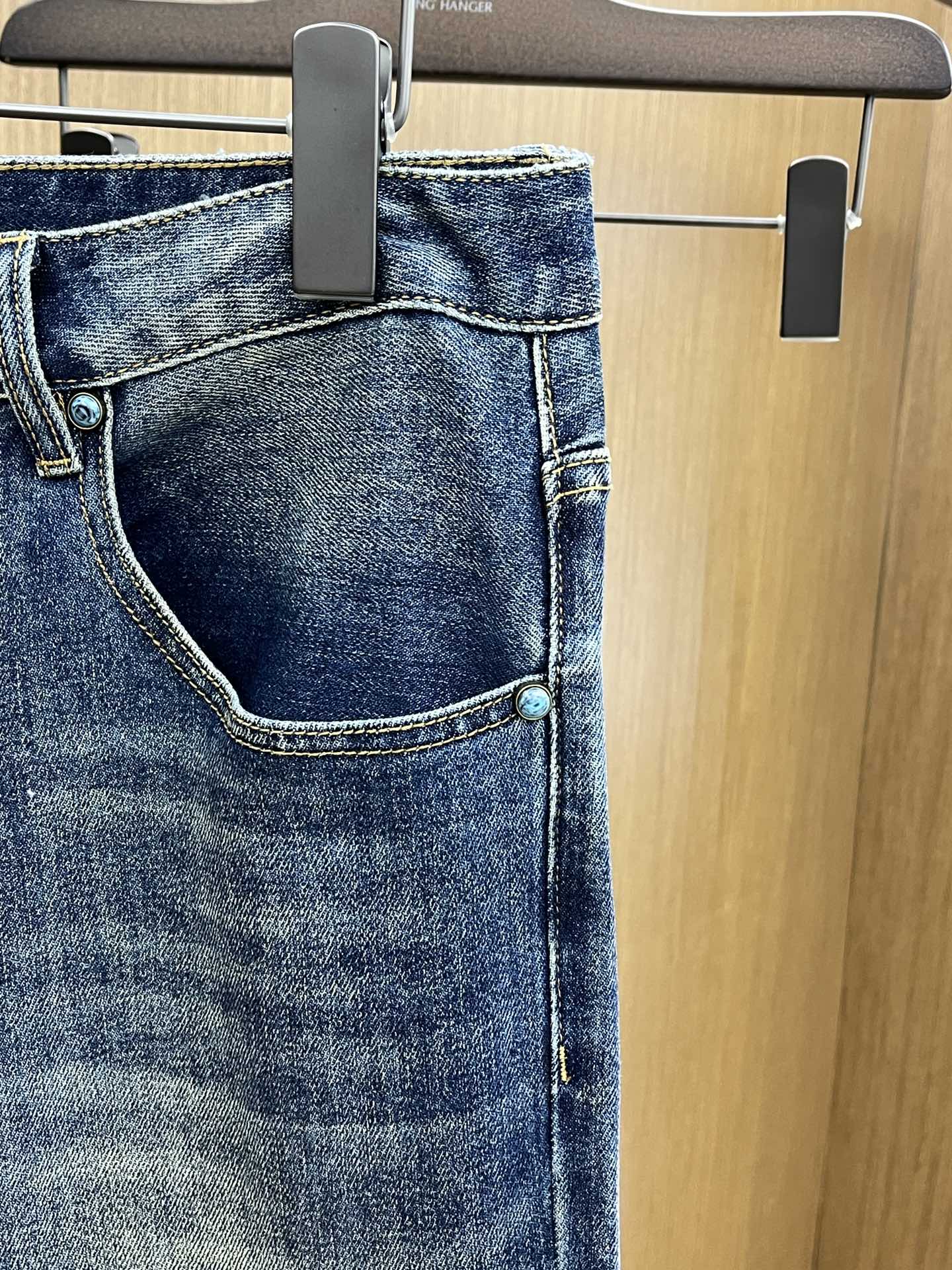 秋冬 AJ 🔥ss秋冬新款 男士小直筒原单 牛仔裤 早秋新款超柔软，弹力面料，复杂的手工艺叠加，任何一个